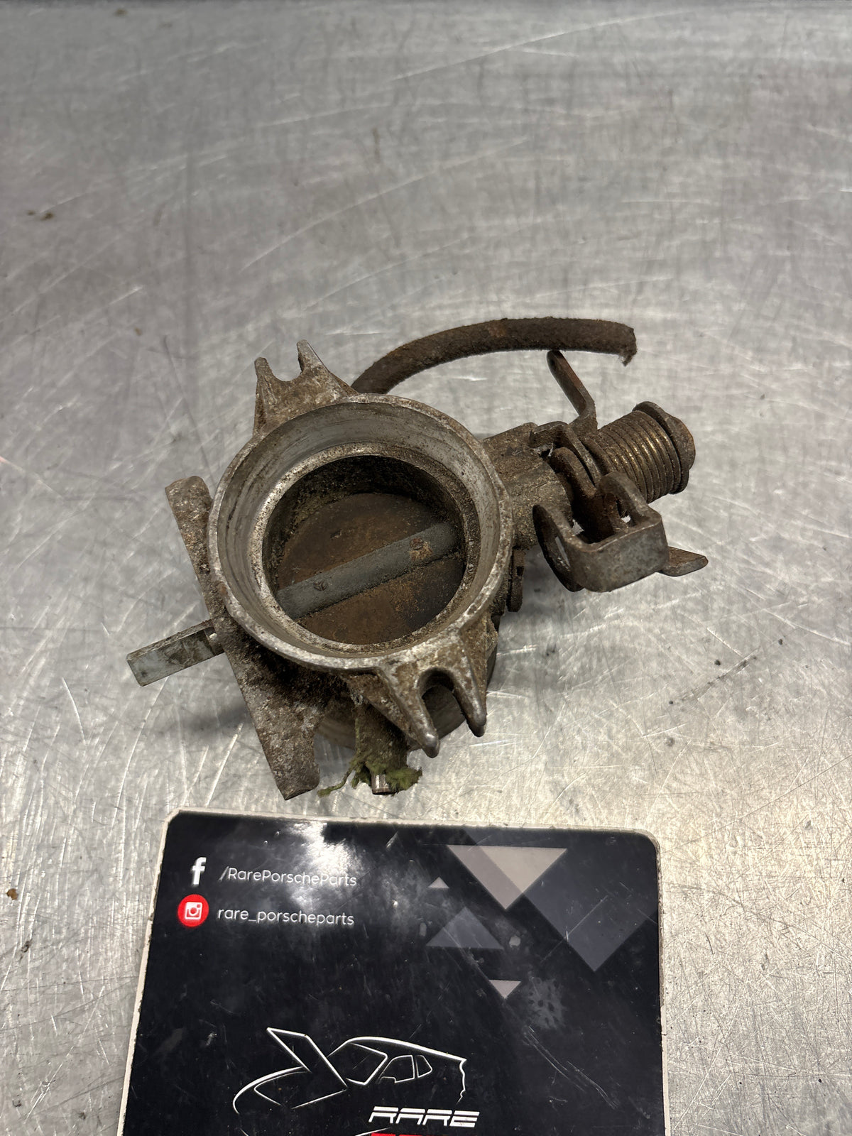 Porsche 914 throttle body, used 022133067