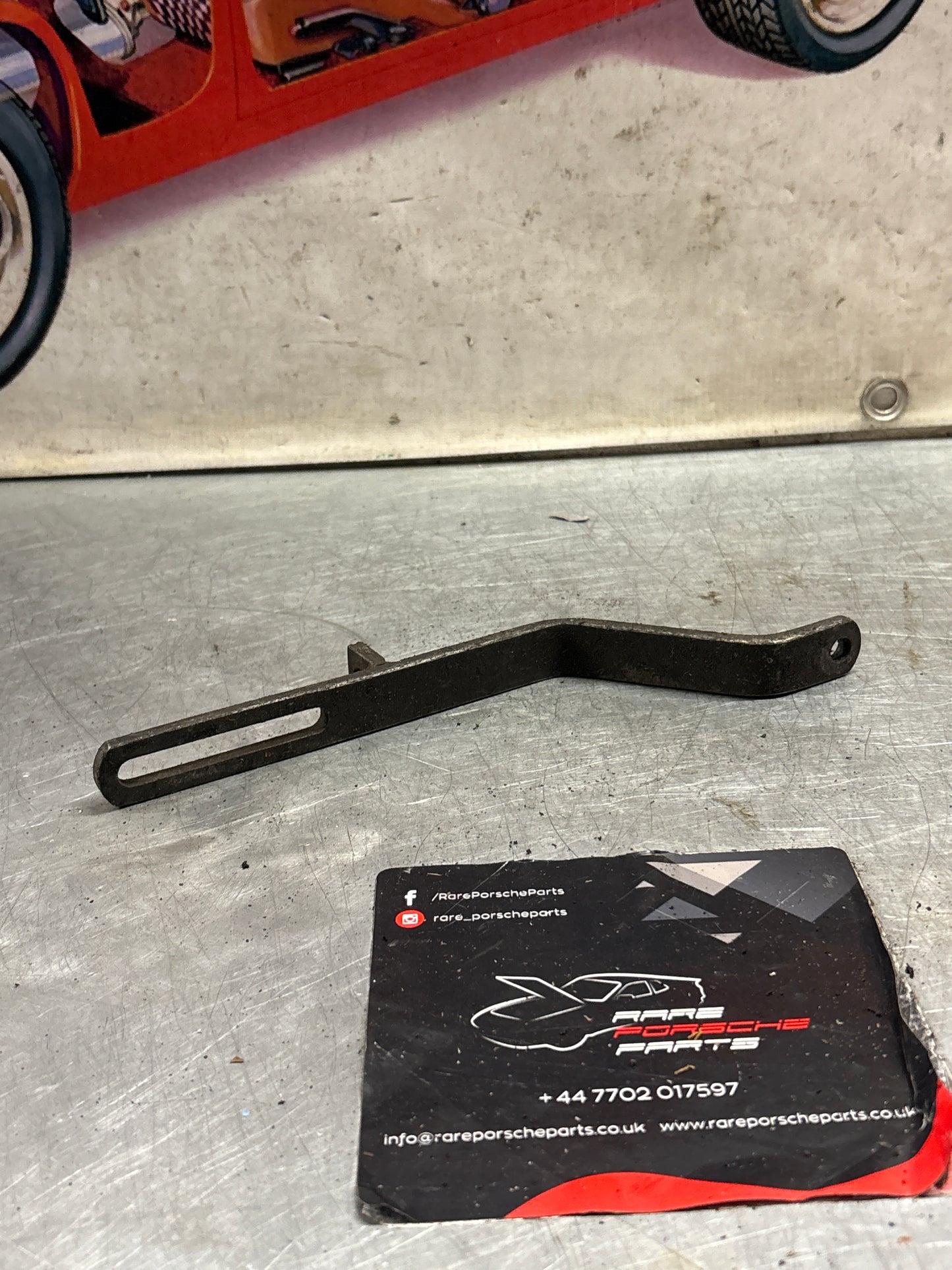 Porsche 928 air pump bracket 92811311310 / 99946000202, used