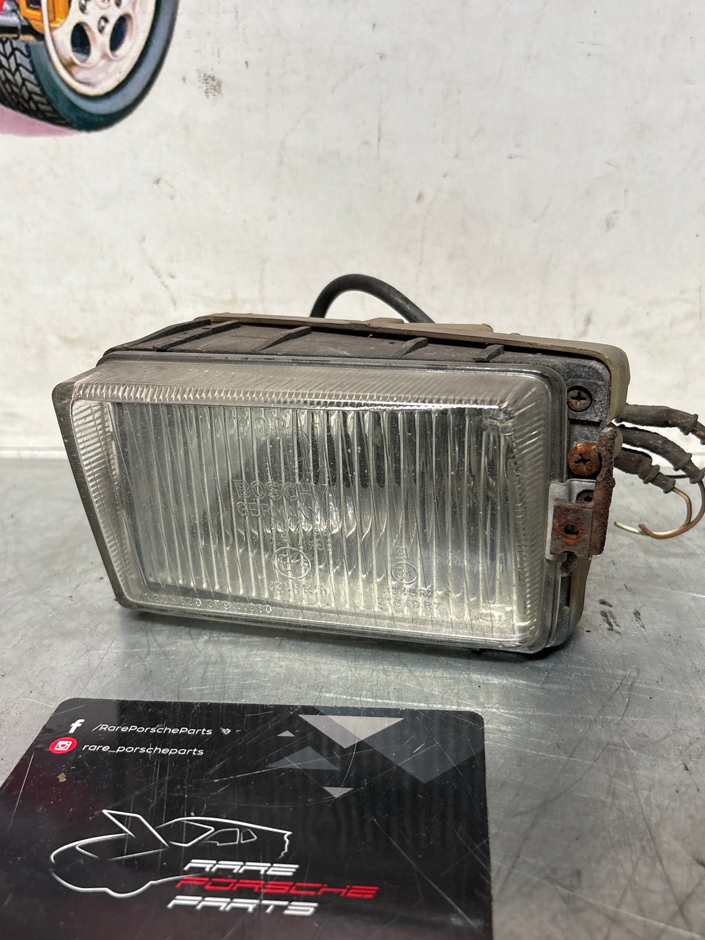 Porsche 928 bosch fog light, left, used 0305401001 / 92863141601