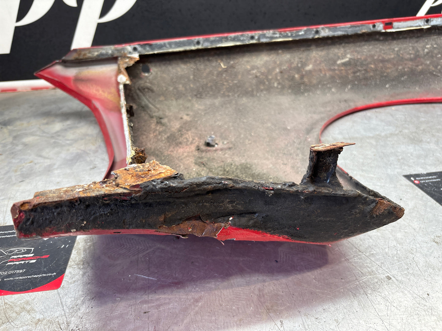 Porsche 944 early left front wing, please see photos, used