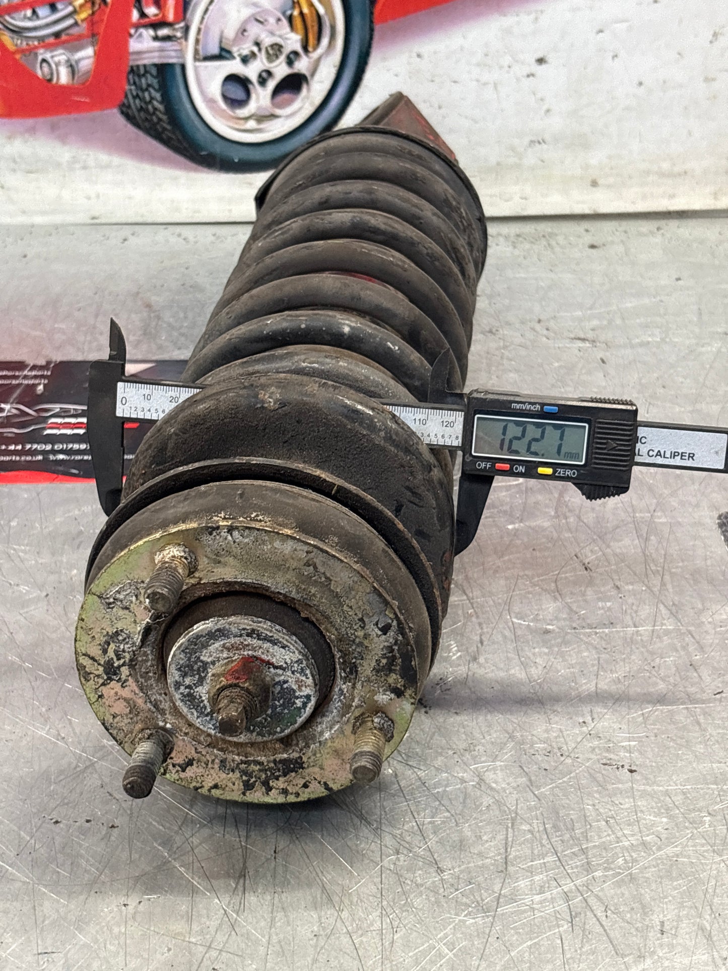 Porsche 928 rear shock absorber, 92833305117