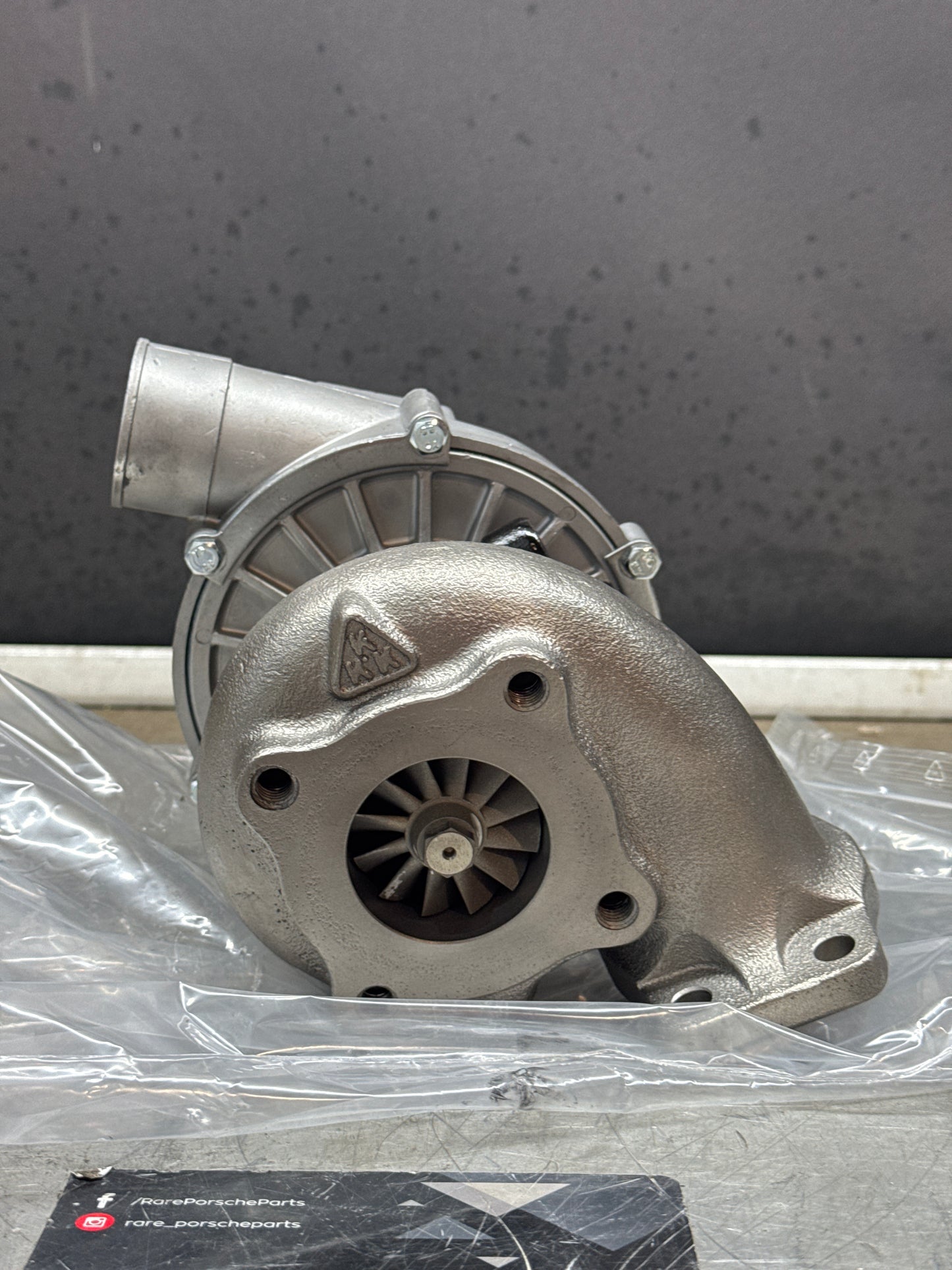 Porsche 944 Turbo Charger, refurbished 220 PS 53269706720, 95112313102