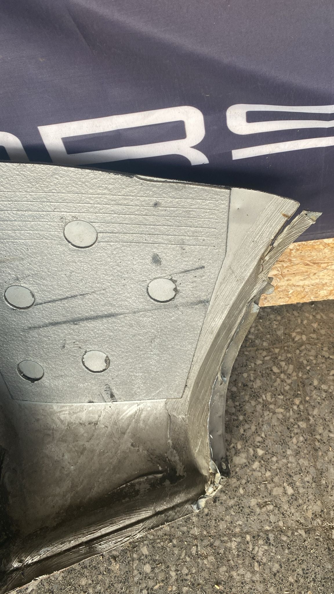 Porsche 944 Right rear fender cut, rear corner 94450390403