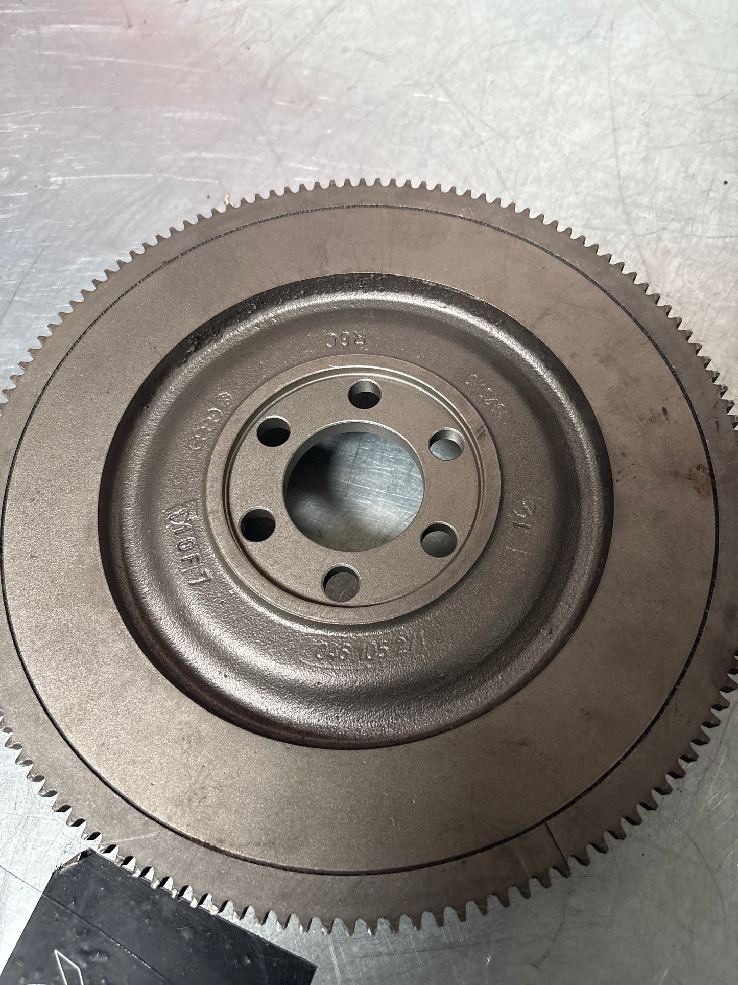 Porsche 924 Flywheel with starter ring 046105271 refurbished
