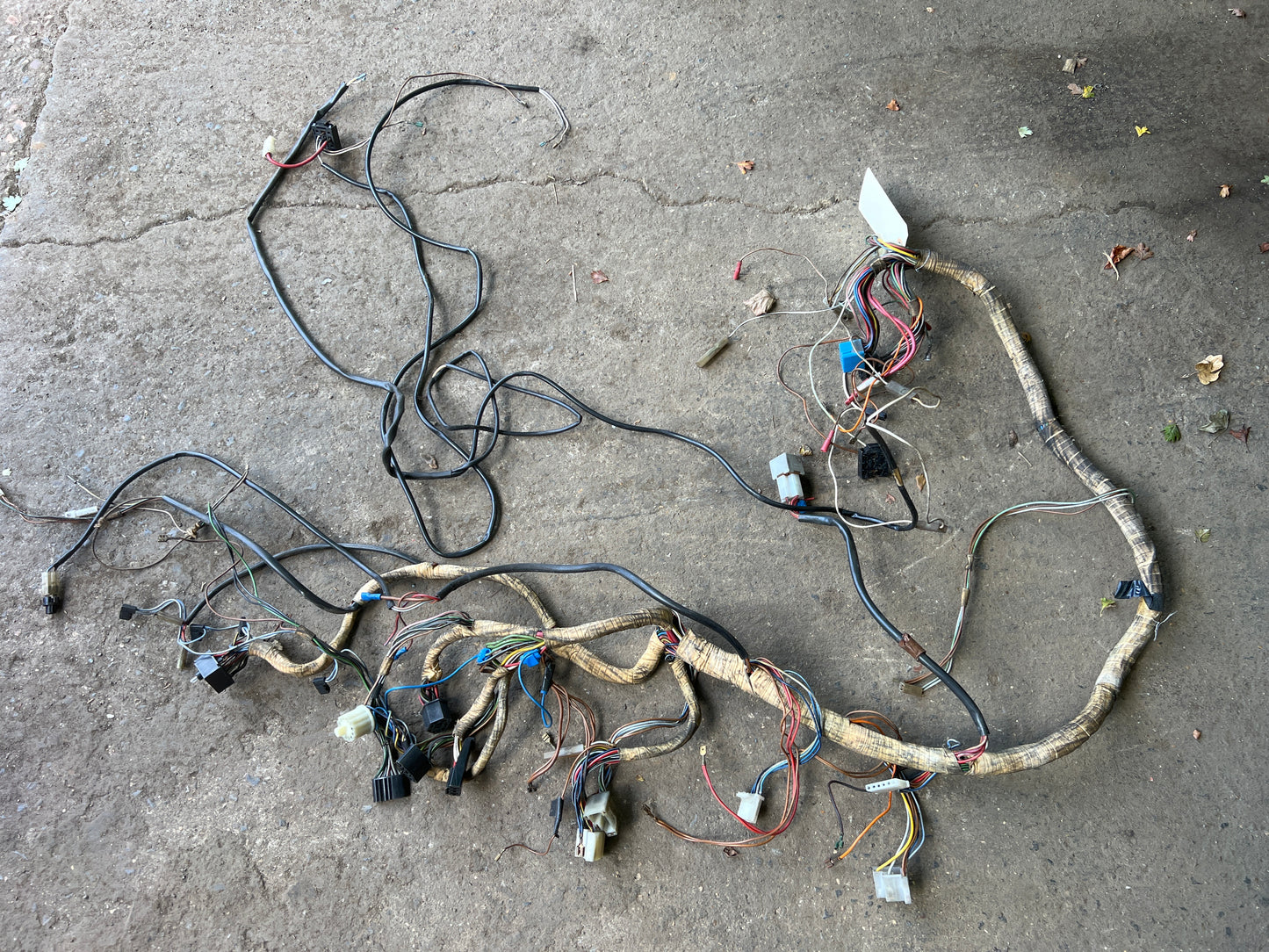 Porsche 924 944 1981 interior wiring loom, manual front (dash) section, used 478971050