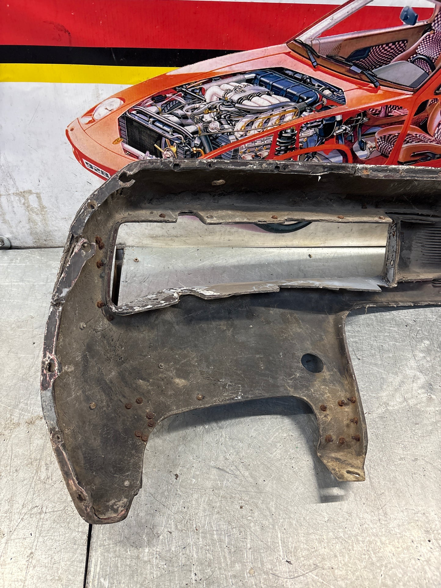 Porsche 928 front bumper cover panel, used 92850501306