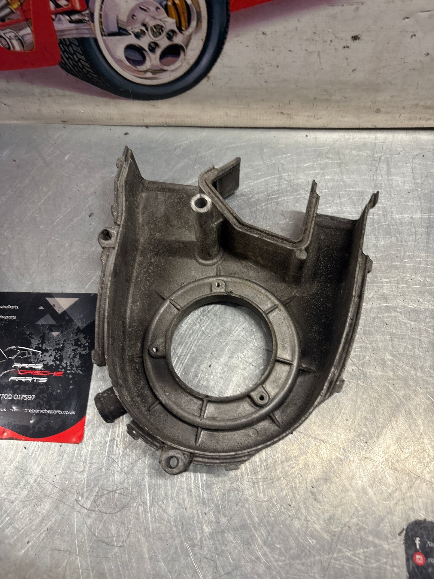 Porsche 928 S4 camshaft cover, used