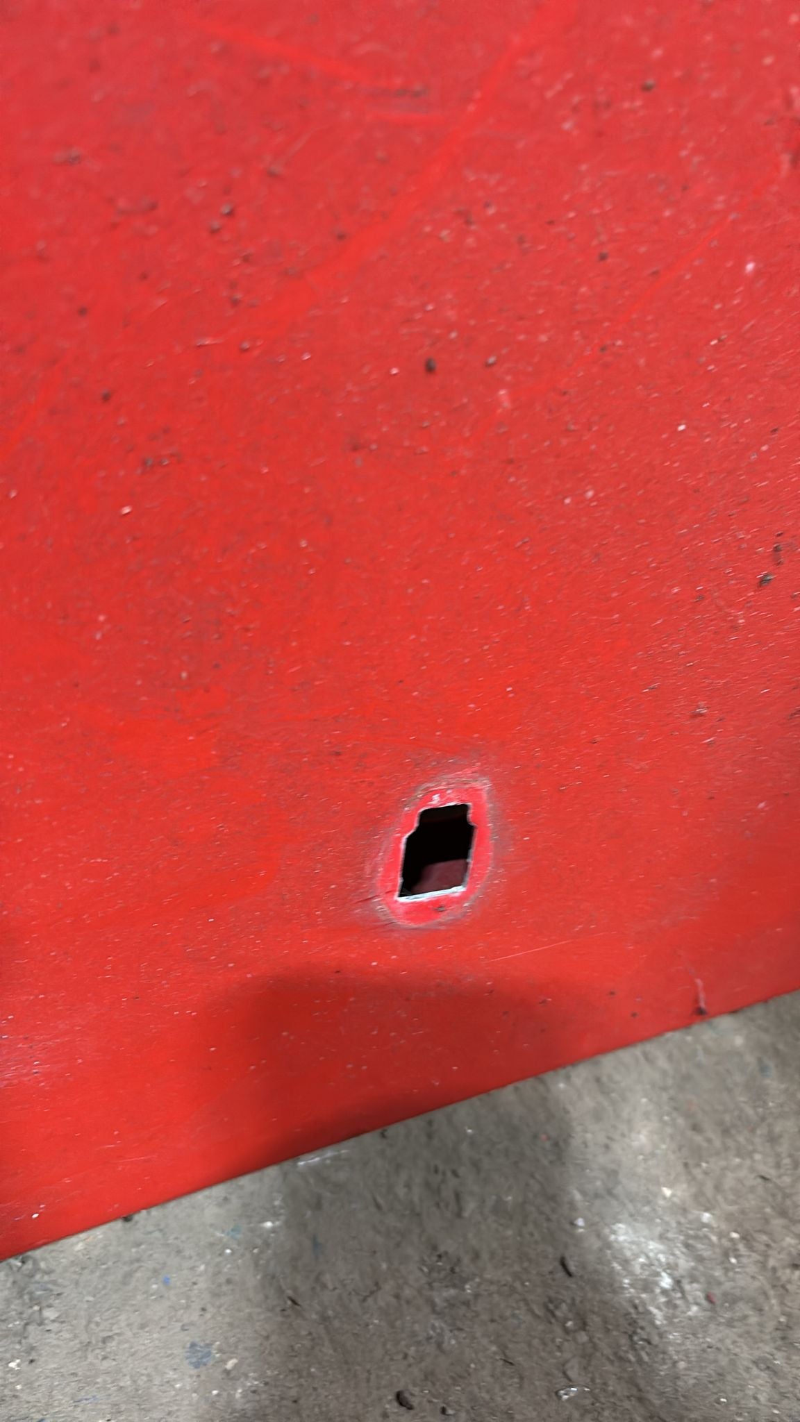 Porsche 928 bonnet 82-92 92851100504 late type with big nozzle, used