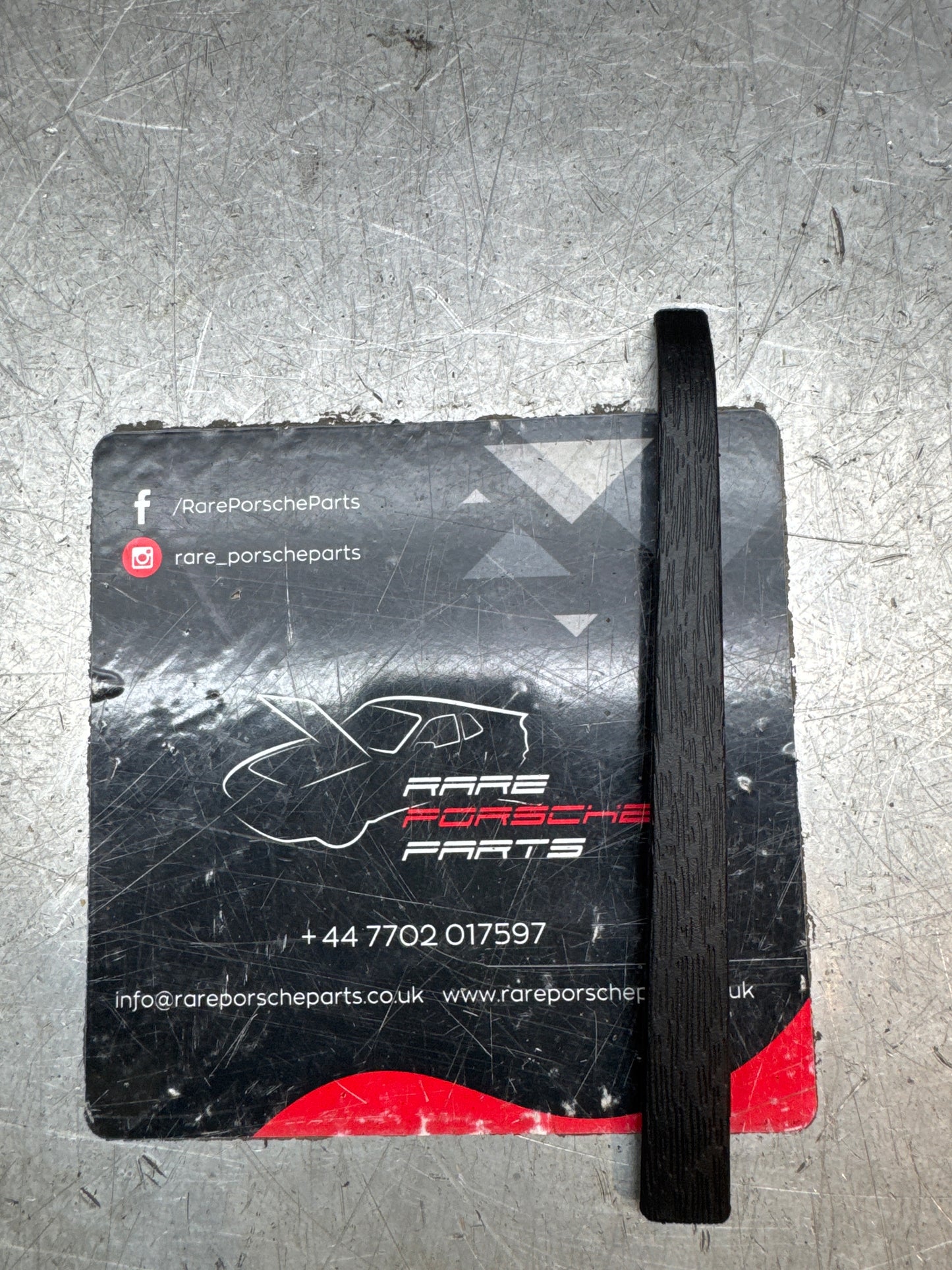 Porsche 924 944 outer door handle insert , cover 823837239 new