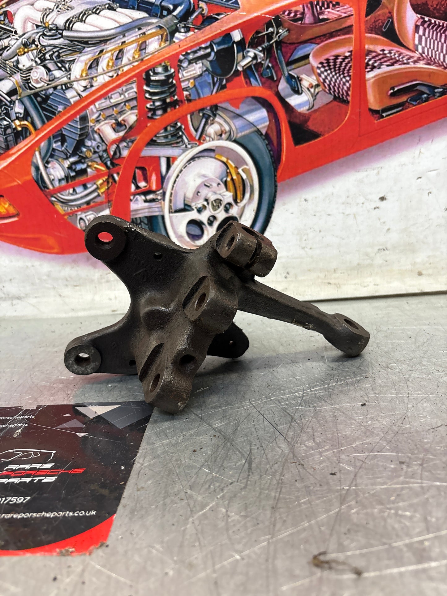Porsche 924 76-78 Front right Spindle, knuckle, 477407312G, used