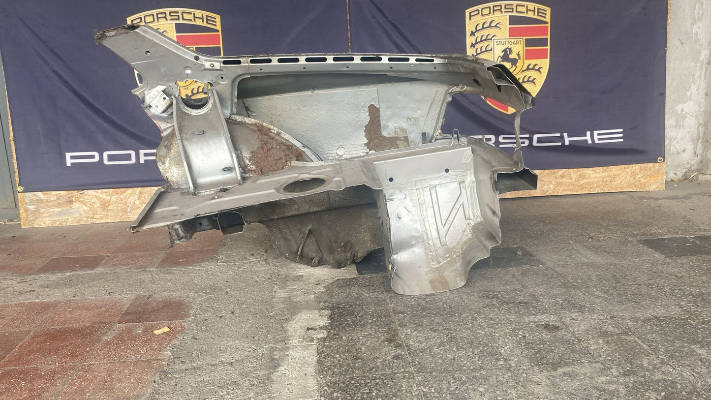 Porsche 944 Right side cut, rear fender 94450390403,