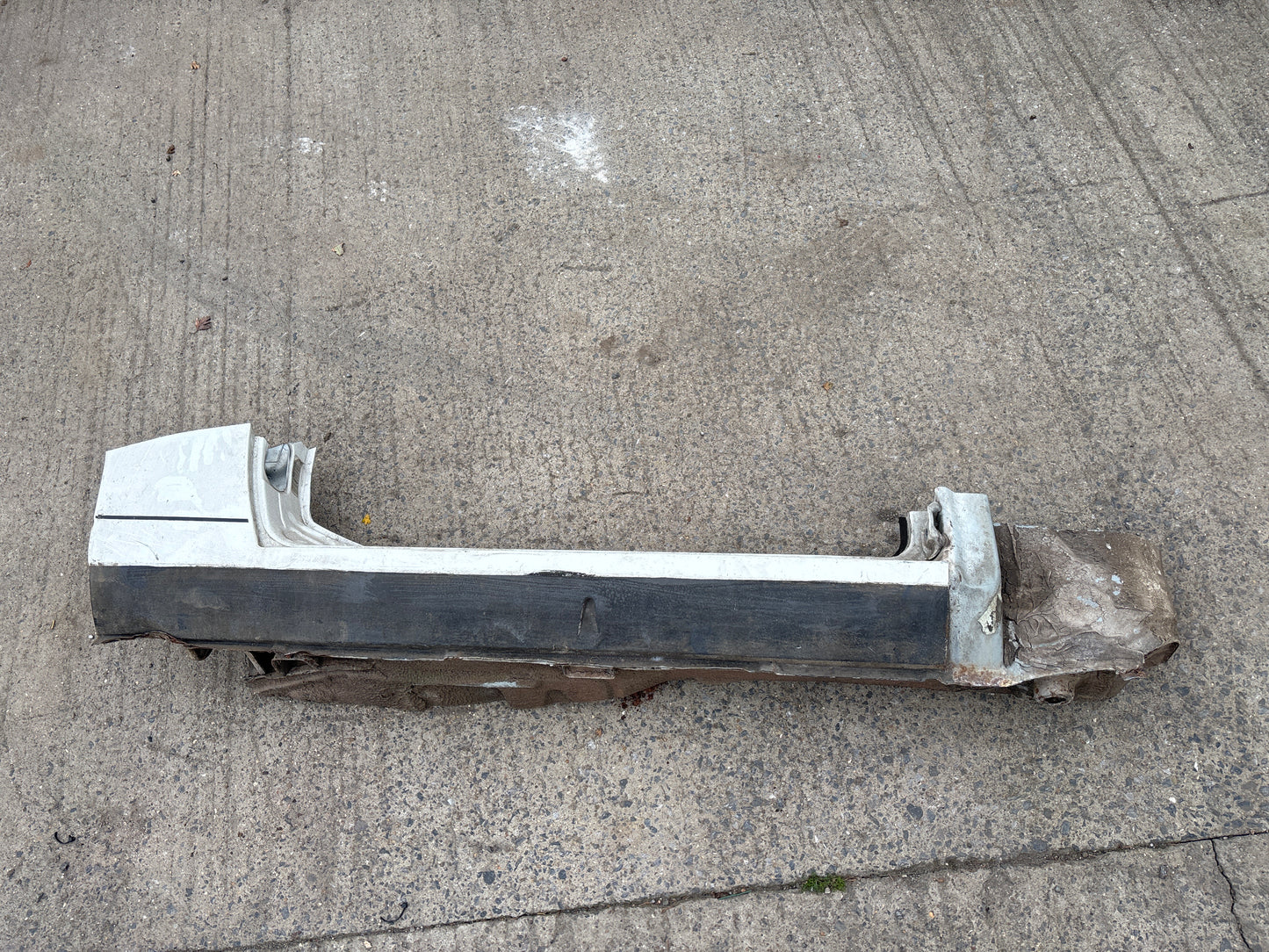 Porsche 924 Right Sill section, 477809848B cut