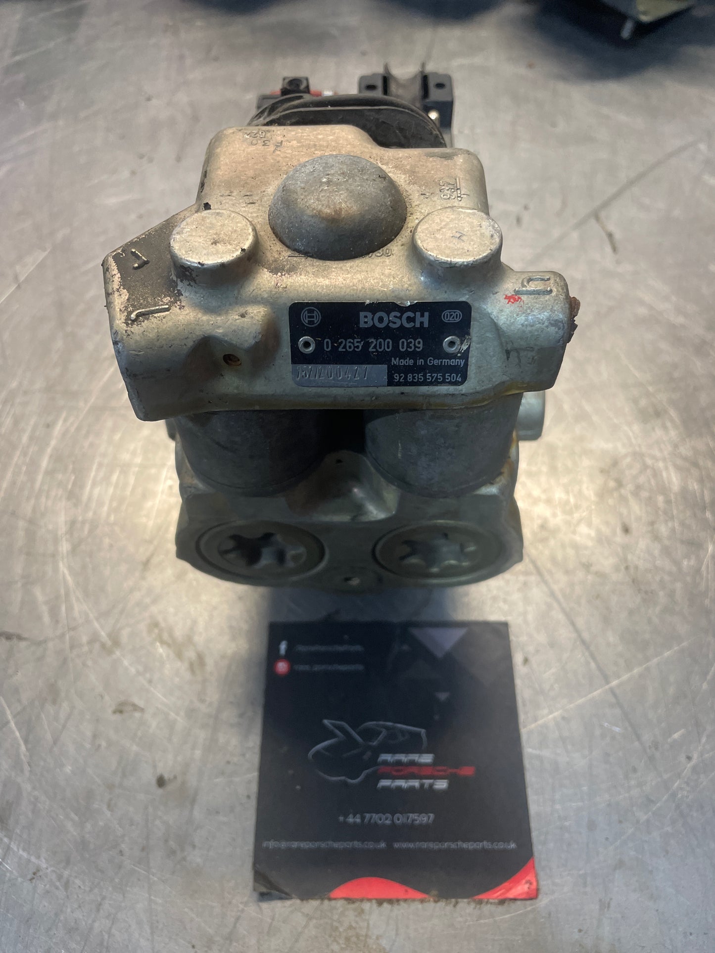 Porsche 928 S4 Bosch ABS Block, used 0265200039 / 92835575504