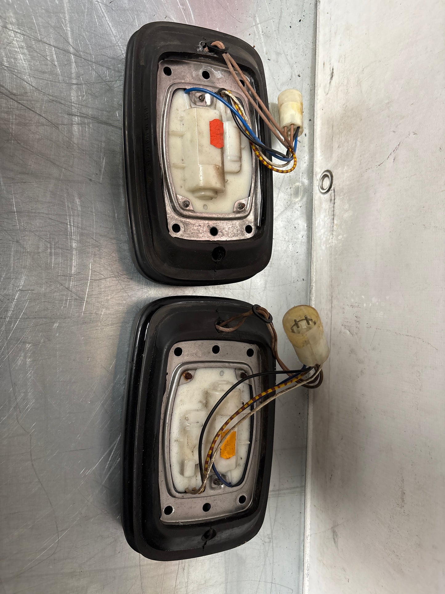 Porsche 944 exterior mirror set, used