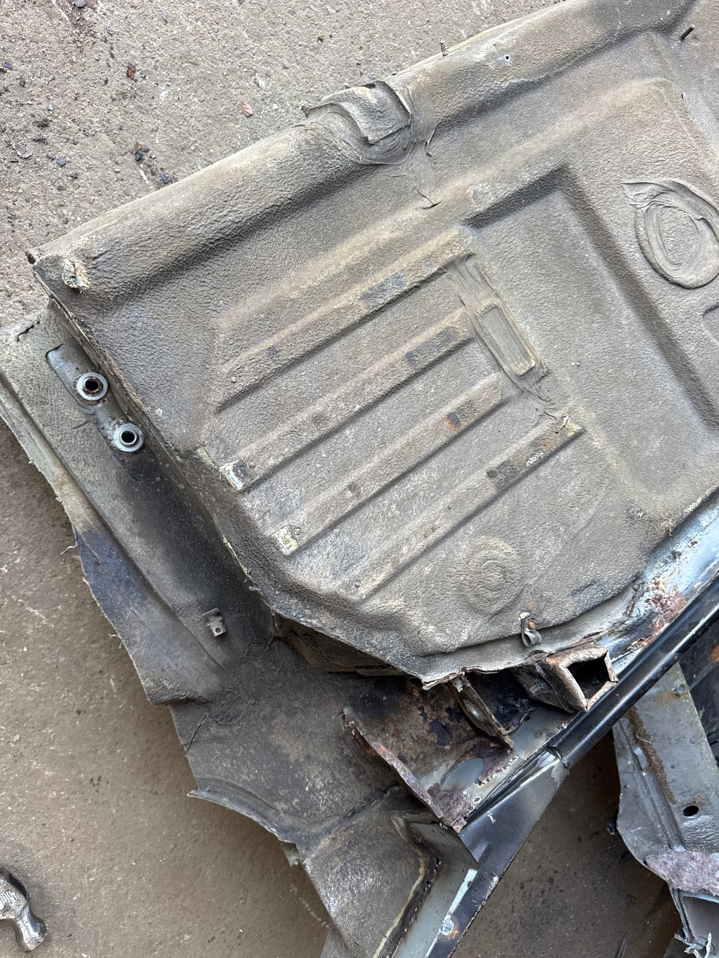 Porsche 944 S2 floor pan left  side 94450150100 spares or repair RHD