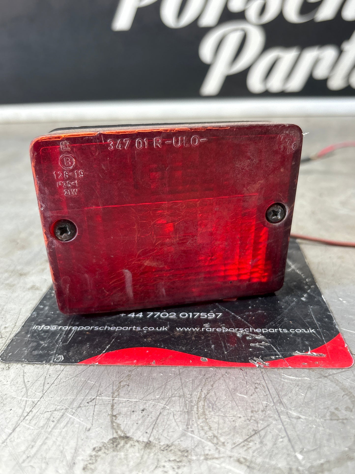 Porsche 928 left rear fogliht, used 92863142801R / 92863142701L spares or repair