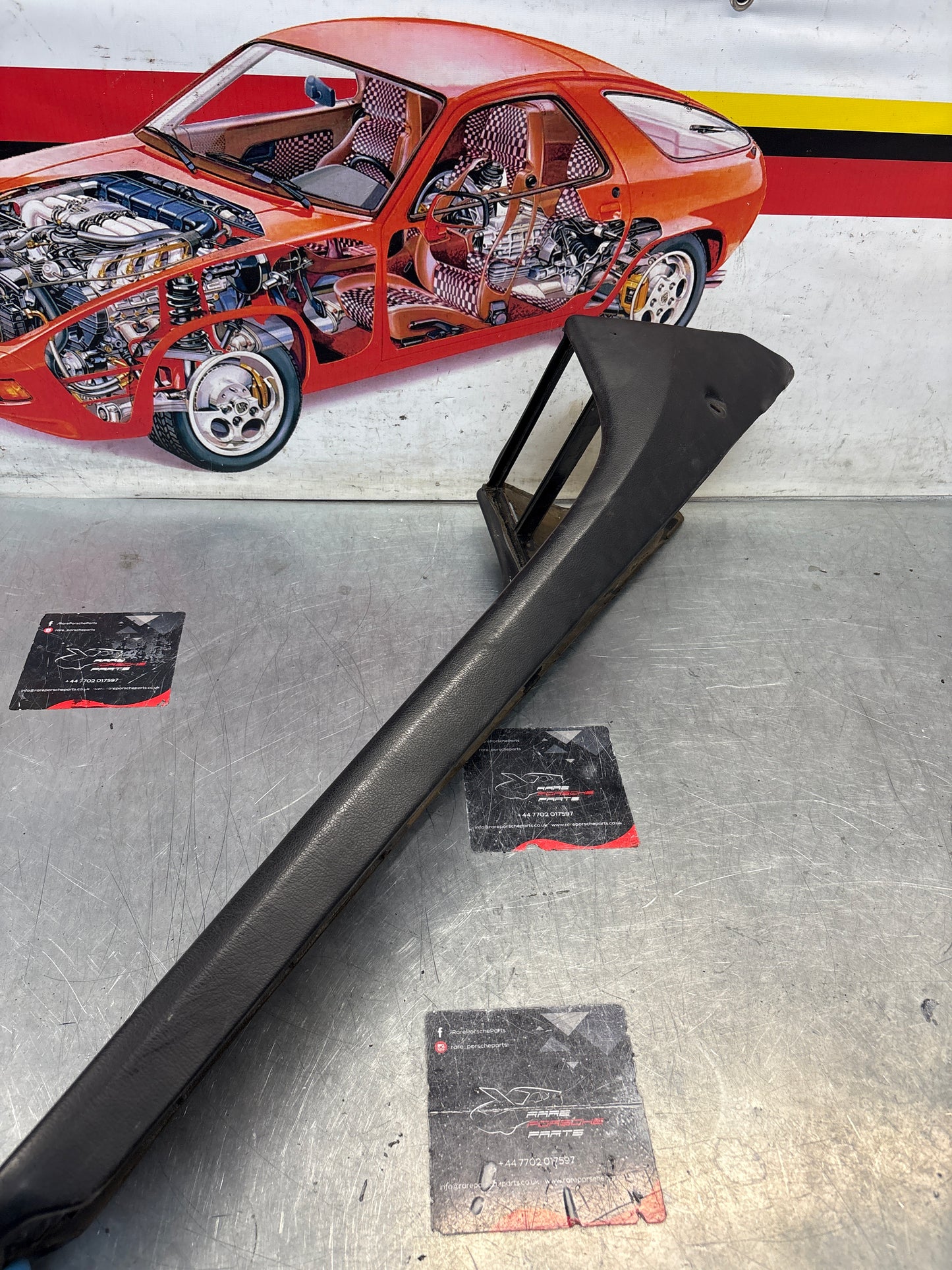 Porsche 944 centre console black 94455205100 used