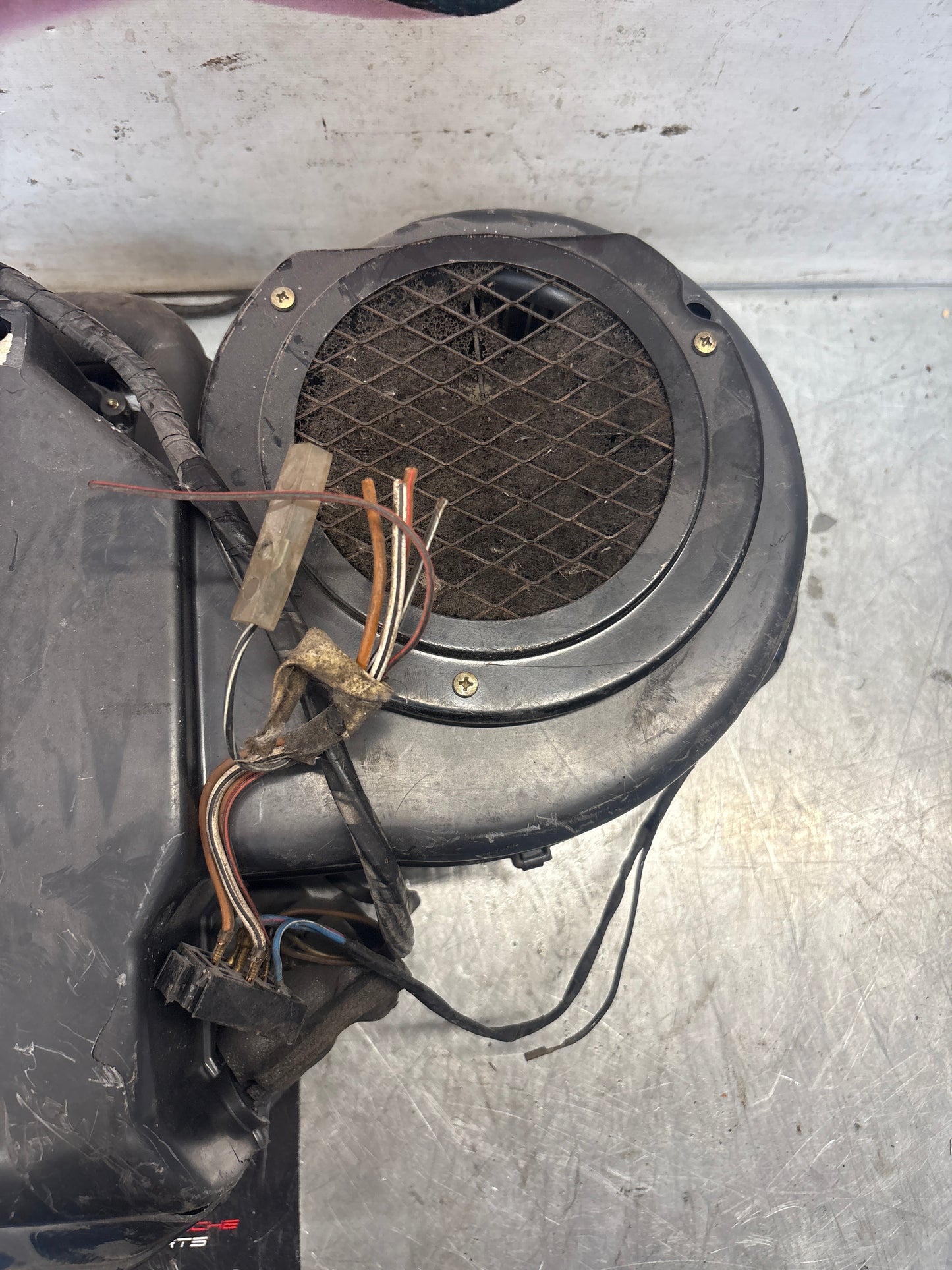 Porsche 924 Air conditioner unit, used 477820002