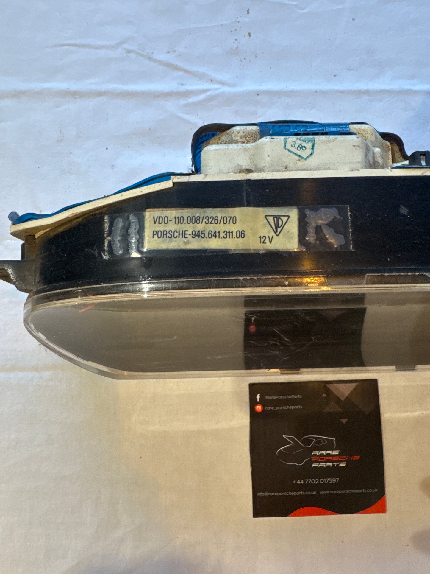 Porsche 944 dash clock binnacle pod speedometer, 94564131106 used 139296 miles plastic screen has some small scratches