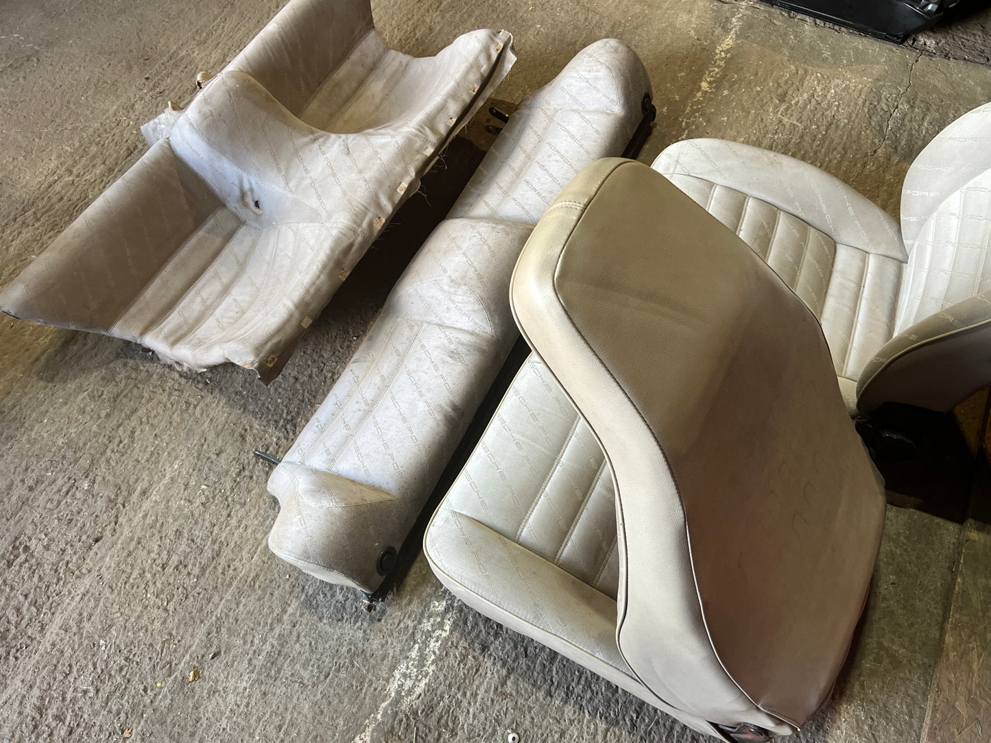 Porsche 924 944 early manual champagne seat set, front seats with Porsche scripted fabric