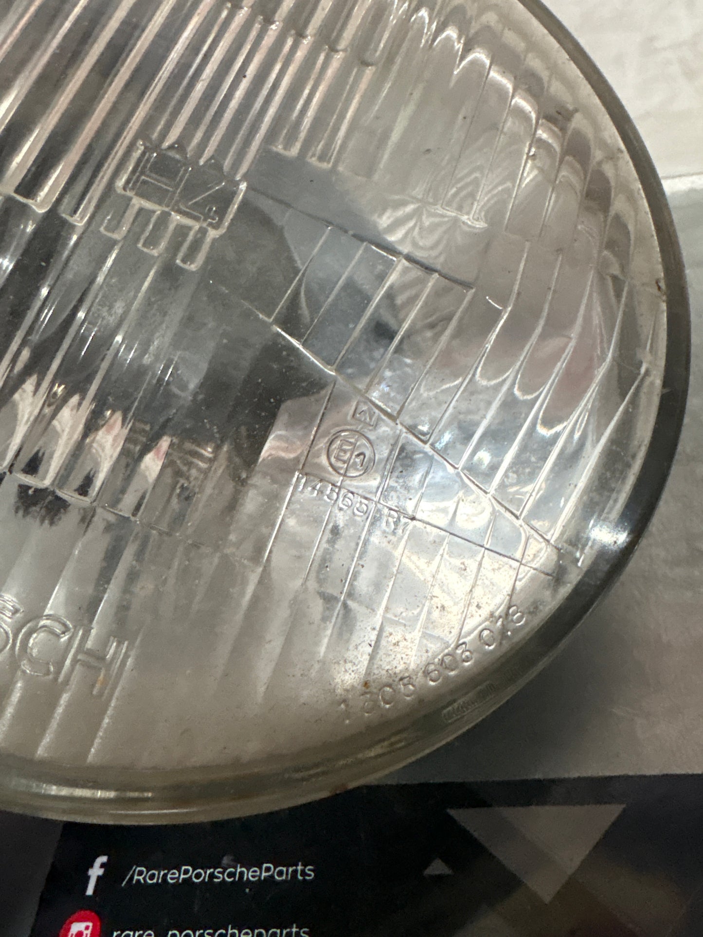 Porsche 924 / 944 Bosch H4 headlight, used 477941771 / 1305603018