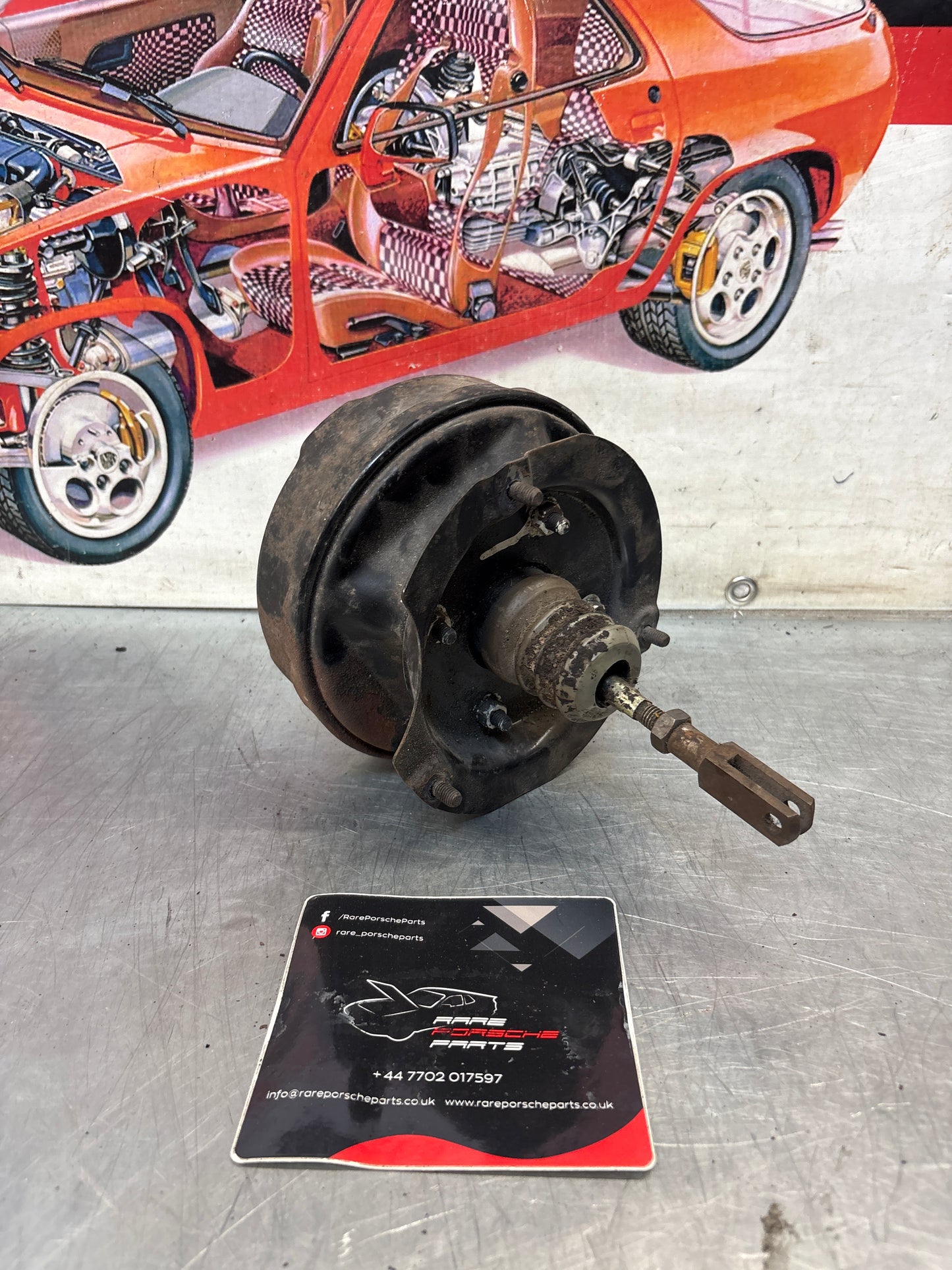 Porsche 924 1976-79 Brake booster, used 477612107F