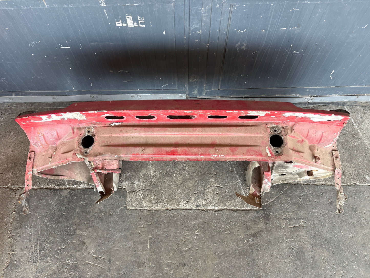 Porsche 924 Front end section cut 477805591