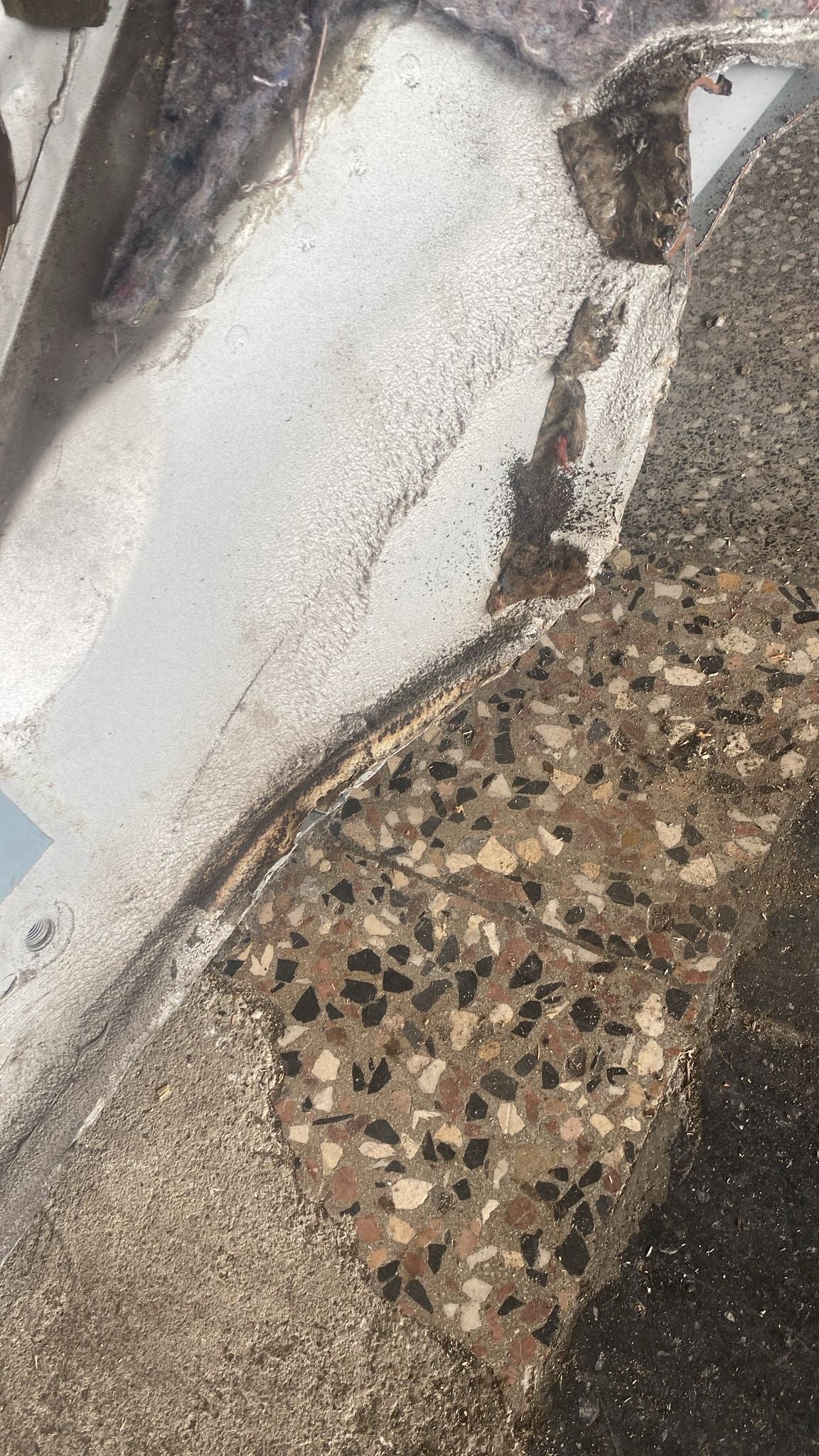 Porsche 944 right sill section cut 94450361200