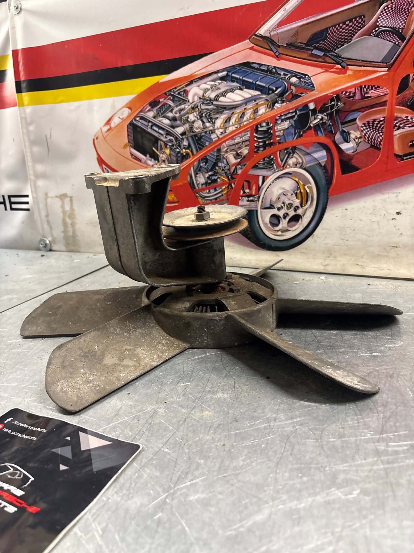 Porsche 928 Engine cooling viscous fan with bracket used 92810613701, 9281061101R