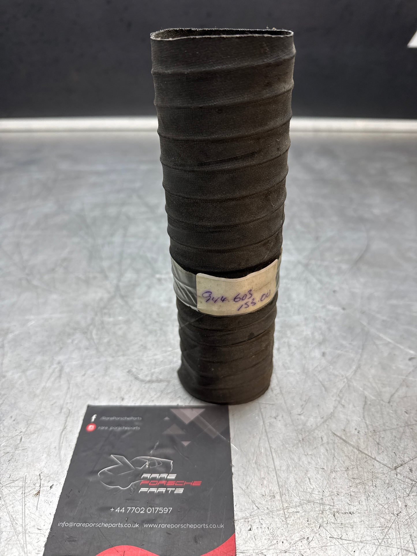 Porsche 944 connecting hose 94460315300 NOS