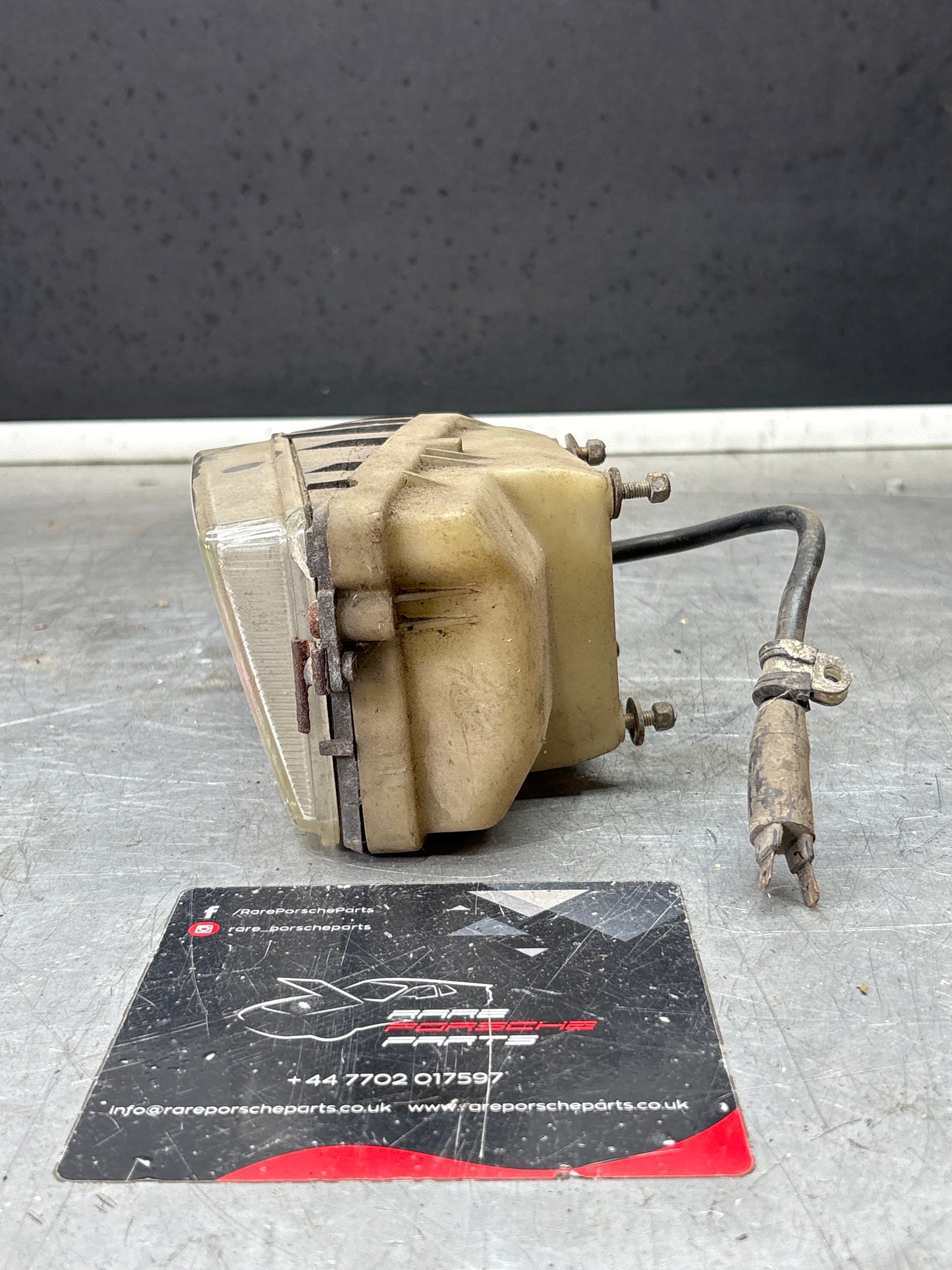 Porsche 928 Bosch headlight high beam, left 0306403001 / 92863141401