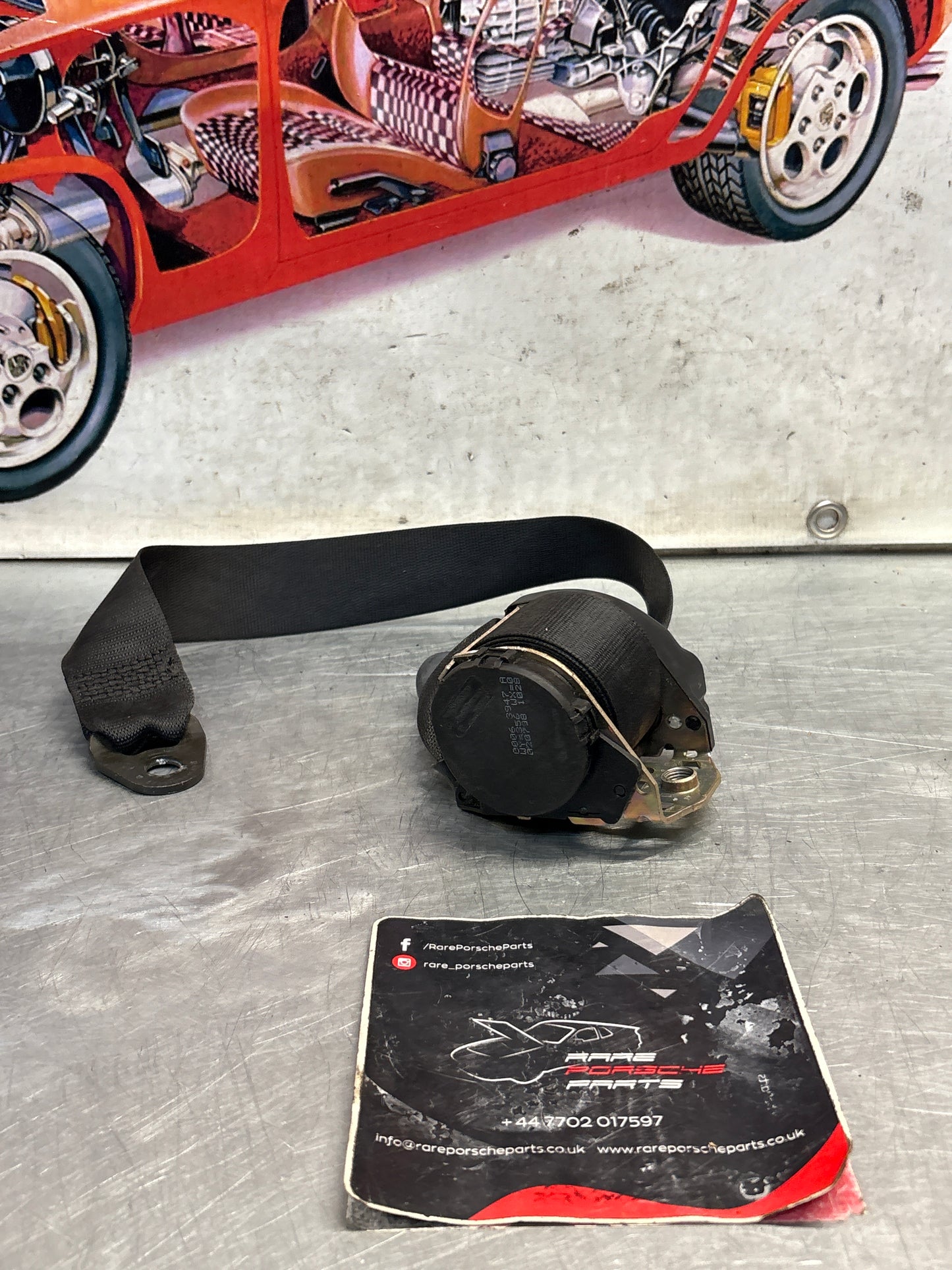 Porsche 911 996 right front seat belt, used 99680303402