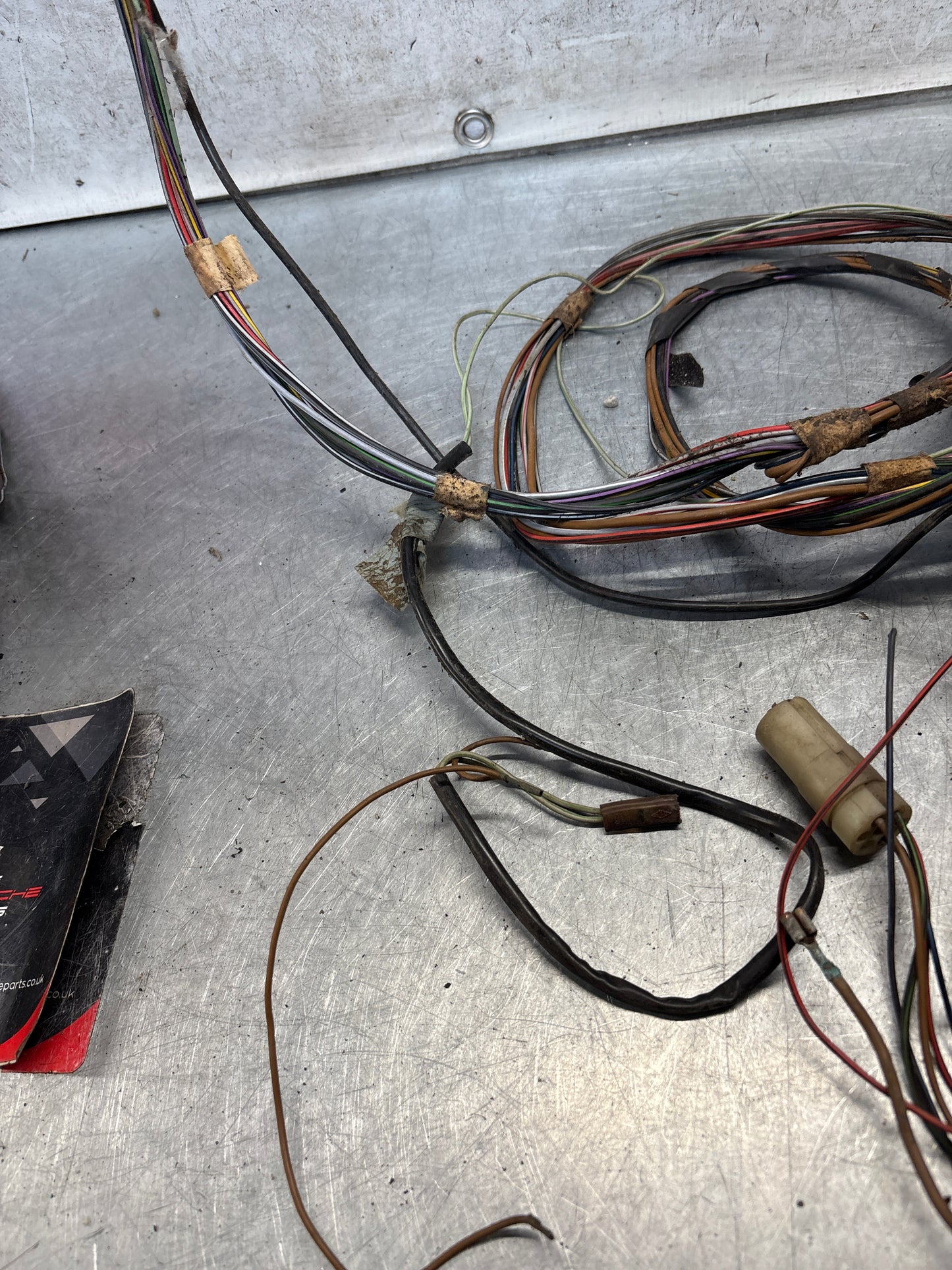 Porsche 924 76-79 rear end loom double fuel pump, used 477971011B