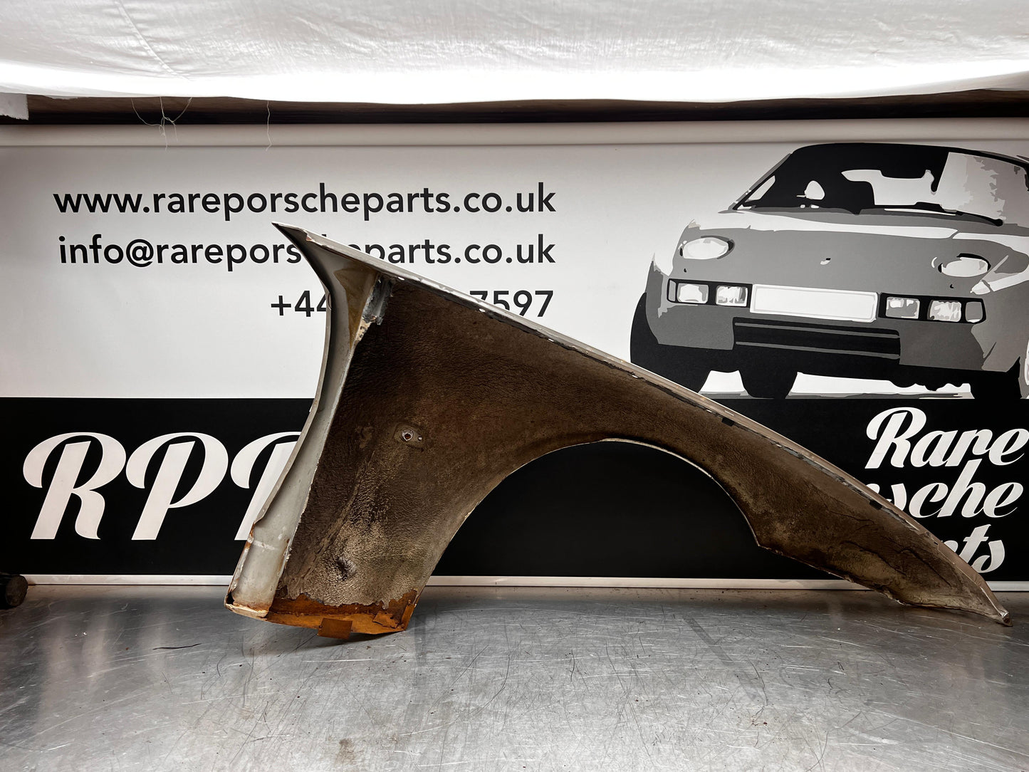 Porsche 944 S2 Turbo left front wing, spares or repair, used 95150302103