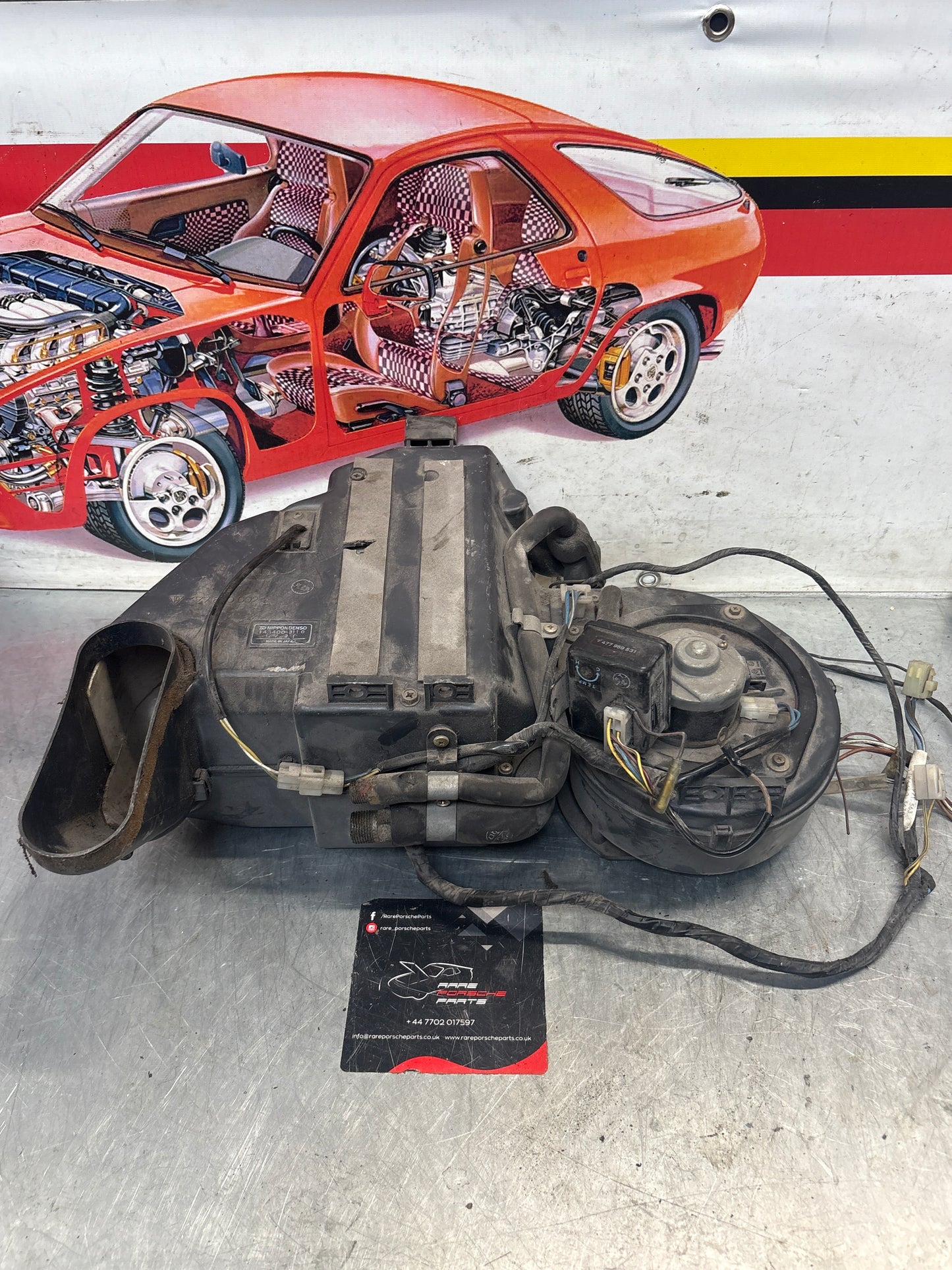 Porsche 924 Air conditioner unit, used 477820002