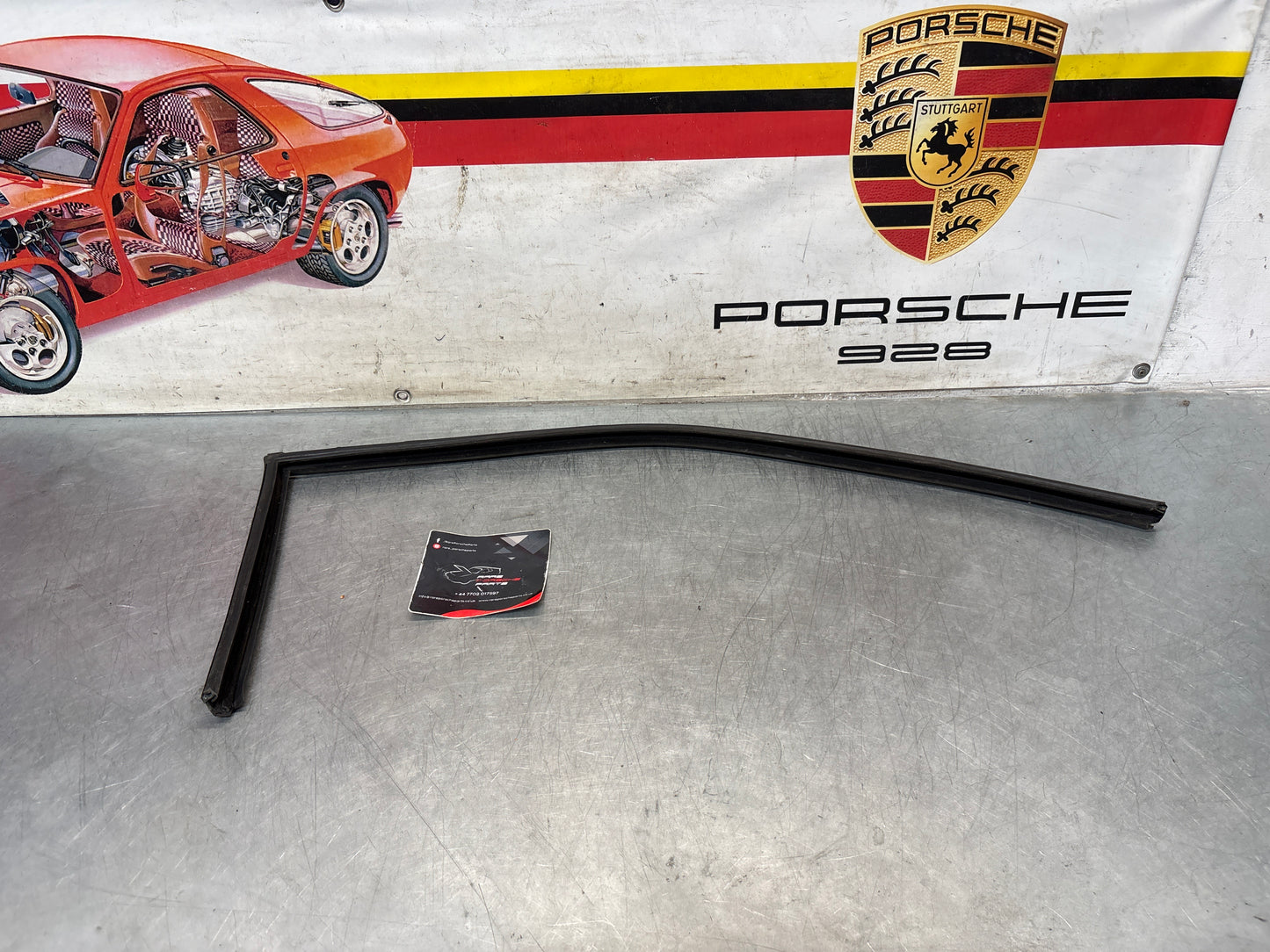 Porsche 924 / 944 late left side door channel seal, used