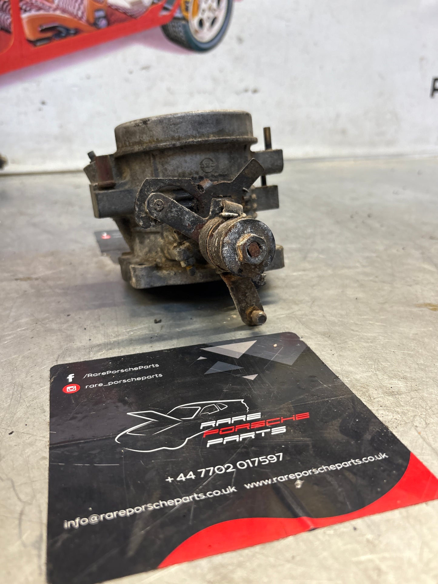 Porsche 928 4.7 Throttle Body Butterfly Valve, 9281105302R used