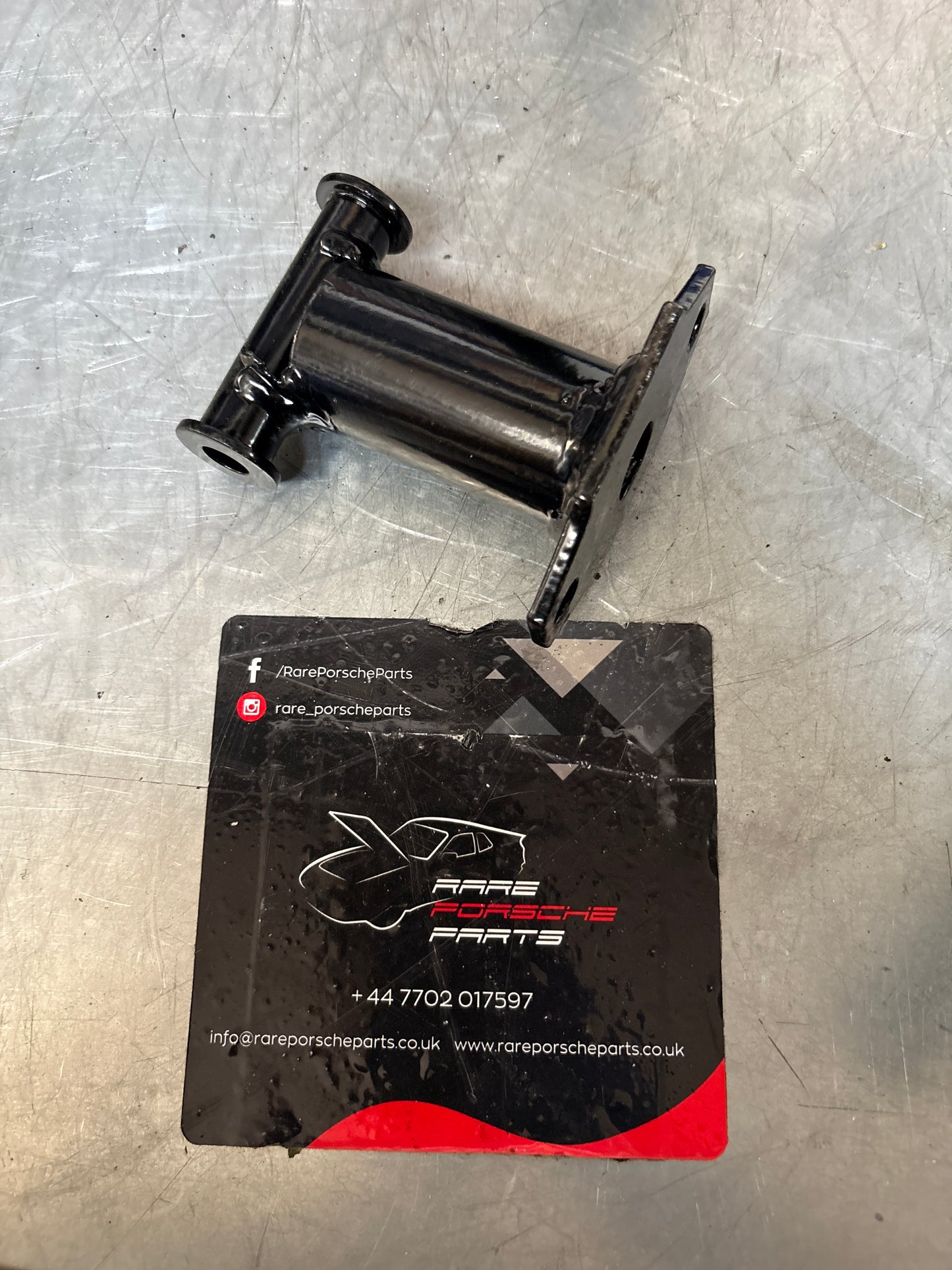 Porsche 928 Bumper shock absorber bracket, used  92850501702