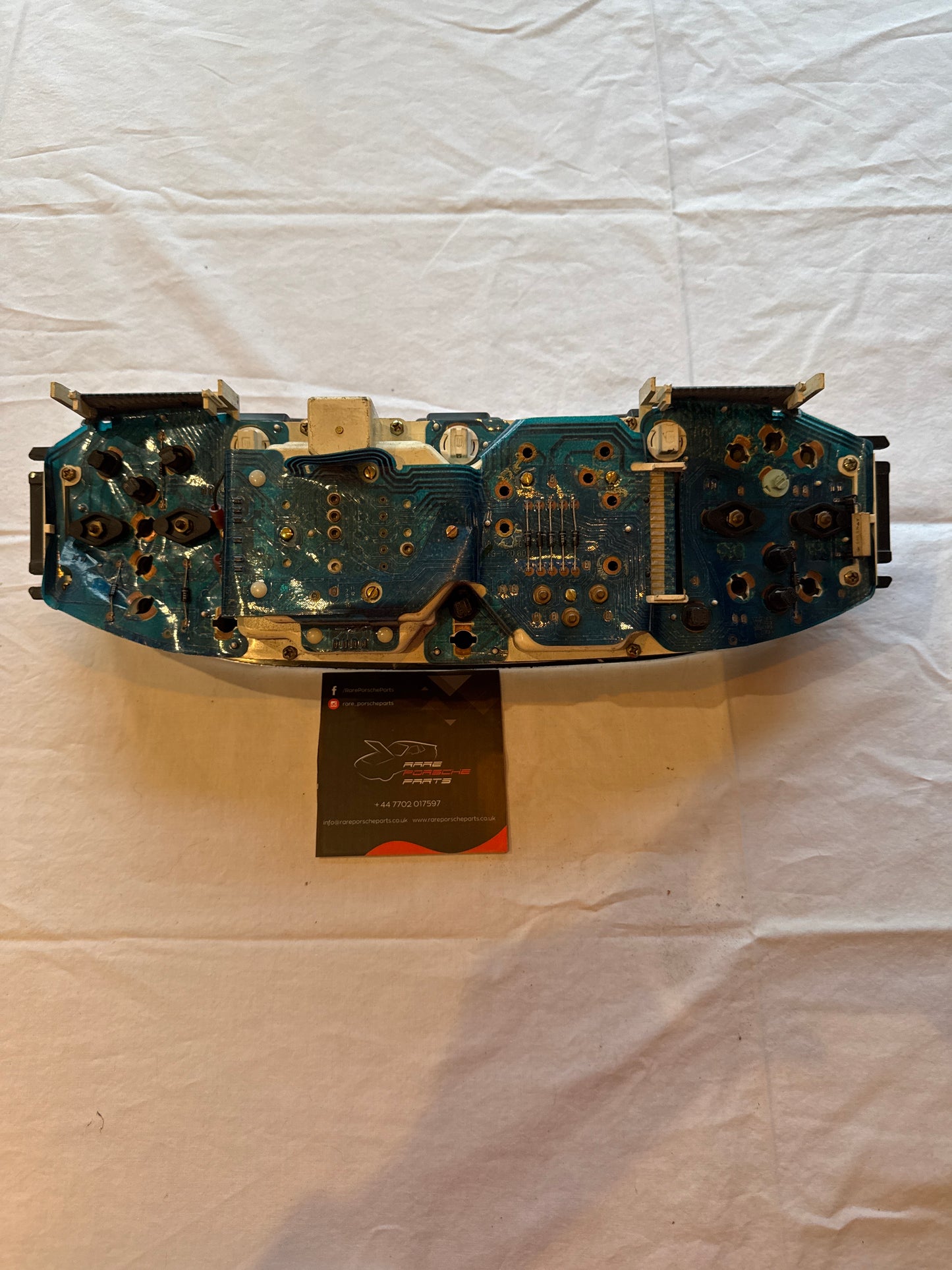 Porsche 944 dash clock binnacle pod speedometer, 94564131102 used 168797 miles, scratched screen