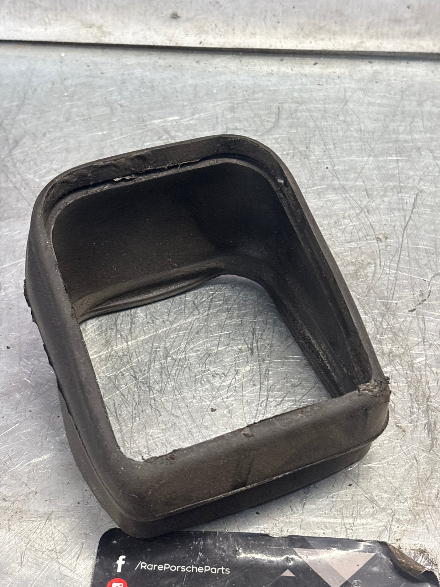 Porsche 928 Rubber connector sleeve, used 92857438904