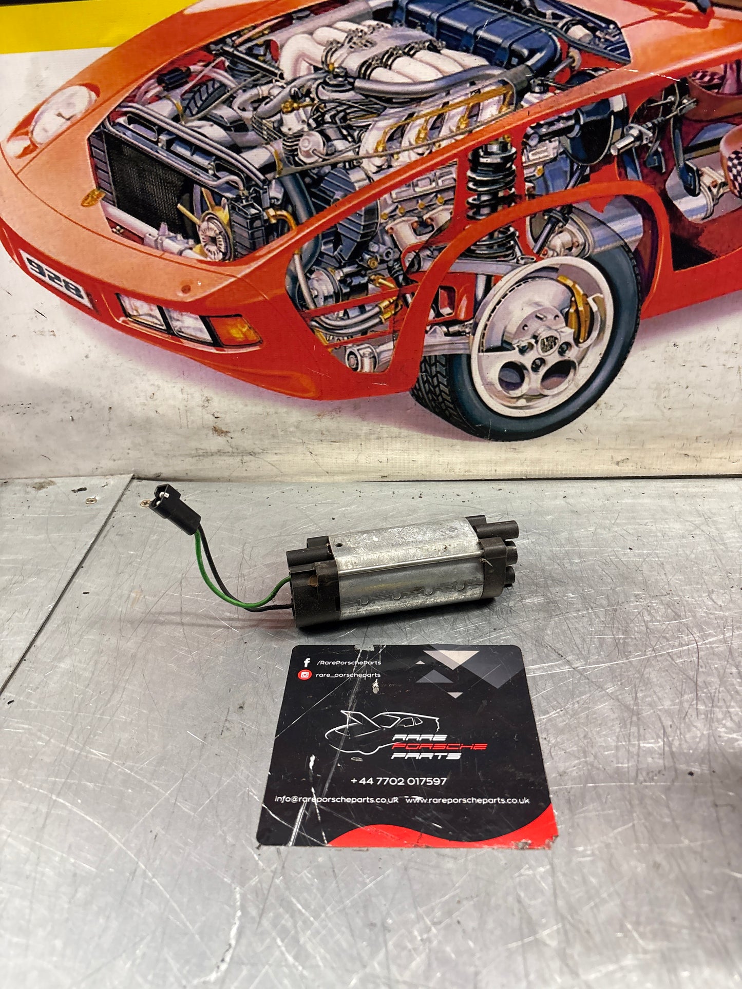 Porsche 911 964 / 944 / 968 convertible roof motor, used 91162411700