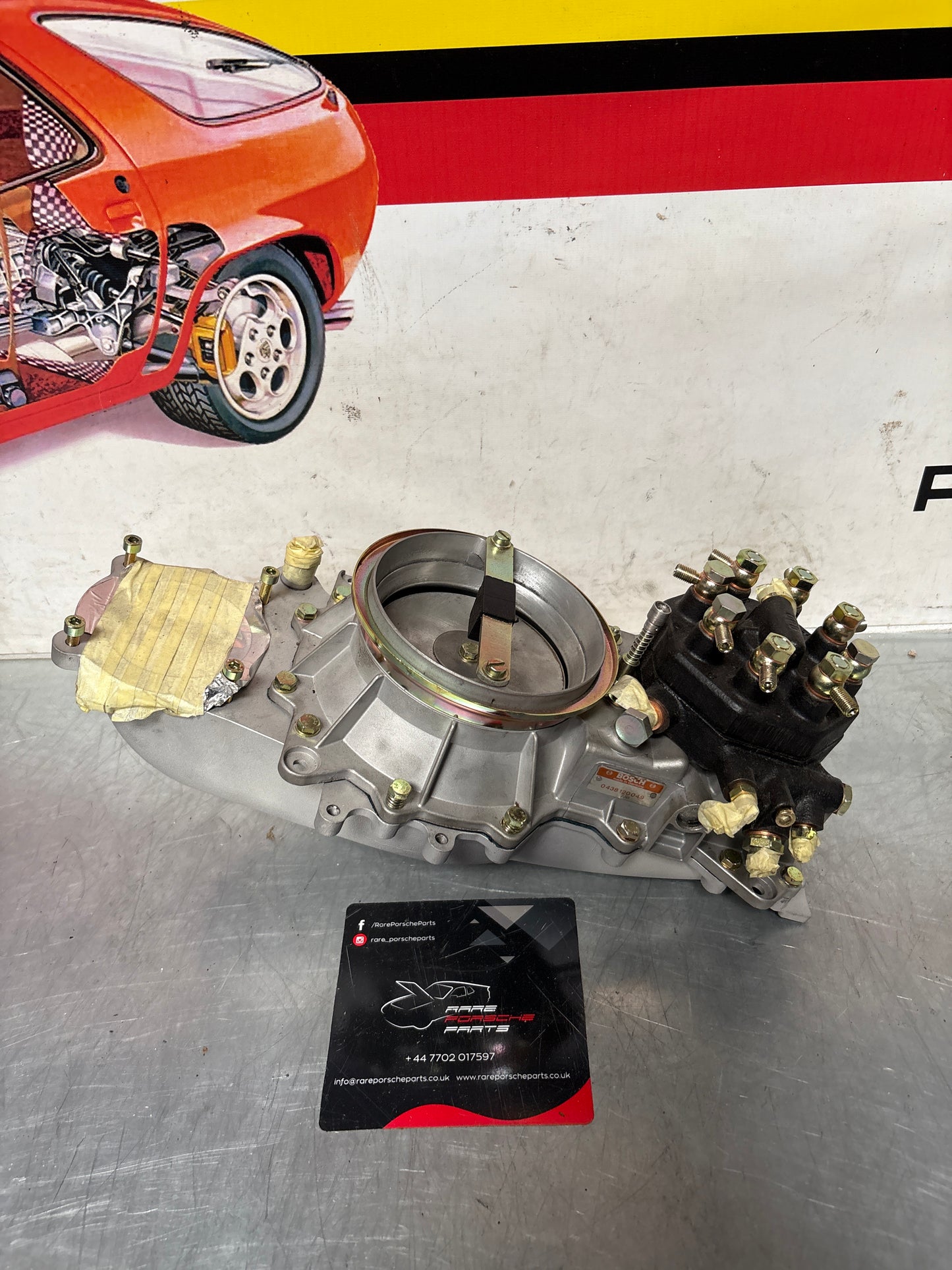 Porsche 928 fuel metering head with air flow meter, 0438100027 / 0438120049 / 92811019303 refurbished