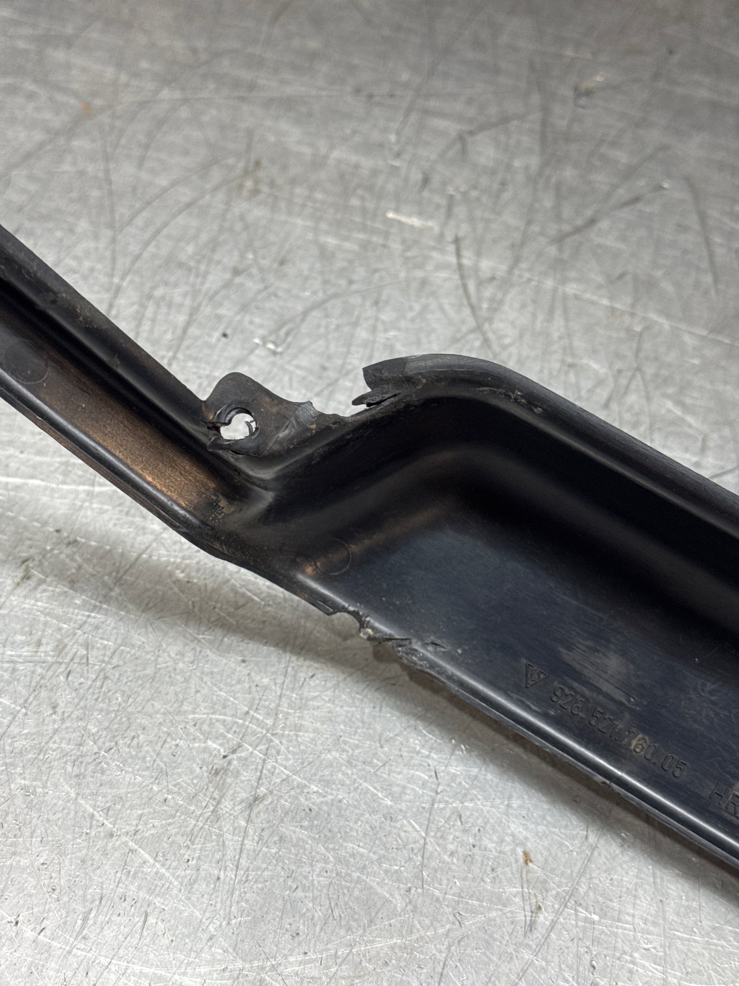 Porsche 964 / 944 / 928 seat trim cover, damaged 92852176005