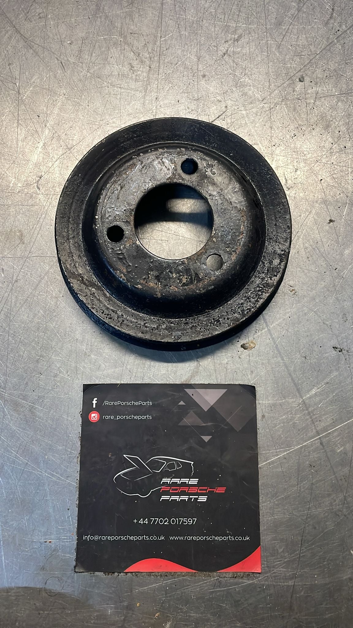 Porsche 928 air pump pulley, 92811301700, used