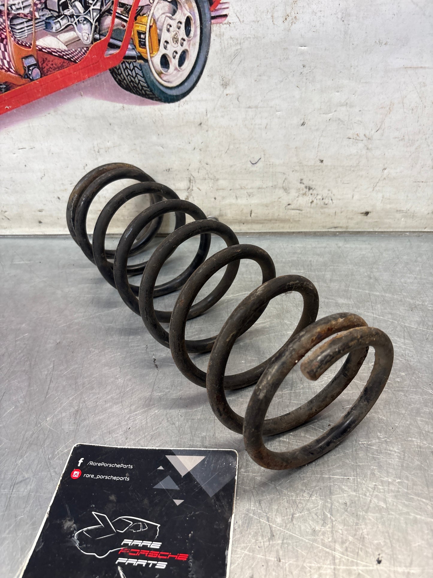 Porsche 924 coil spring, green, used 477411105M954