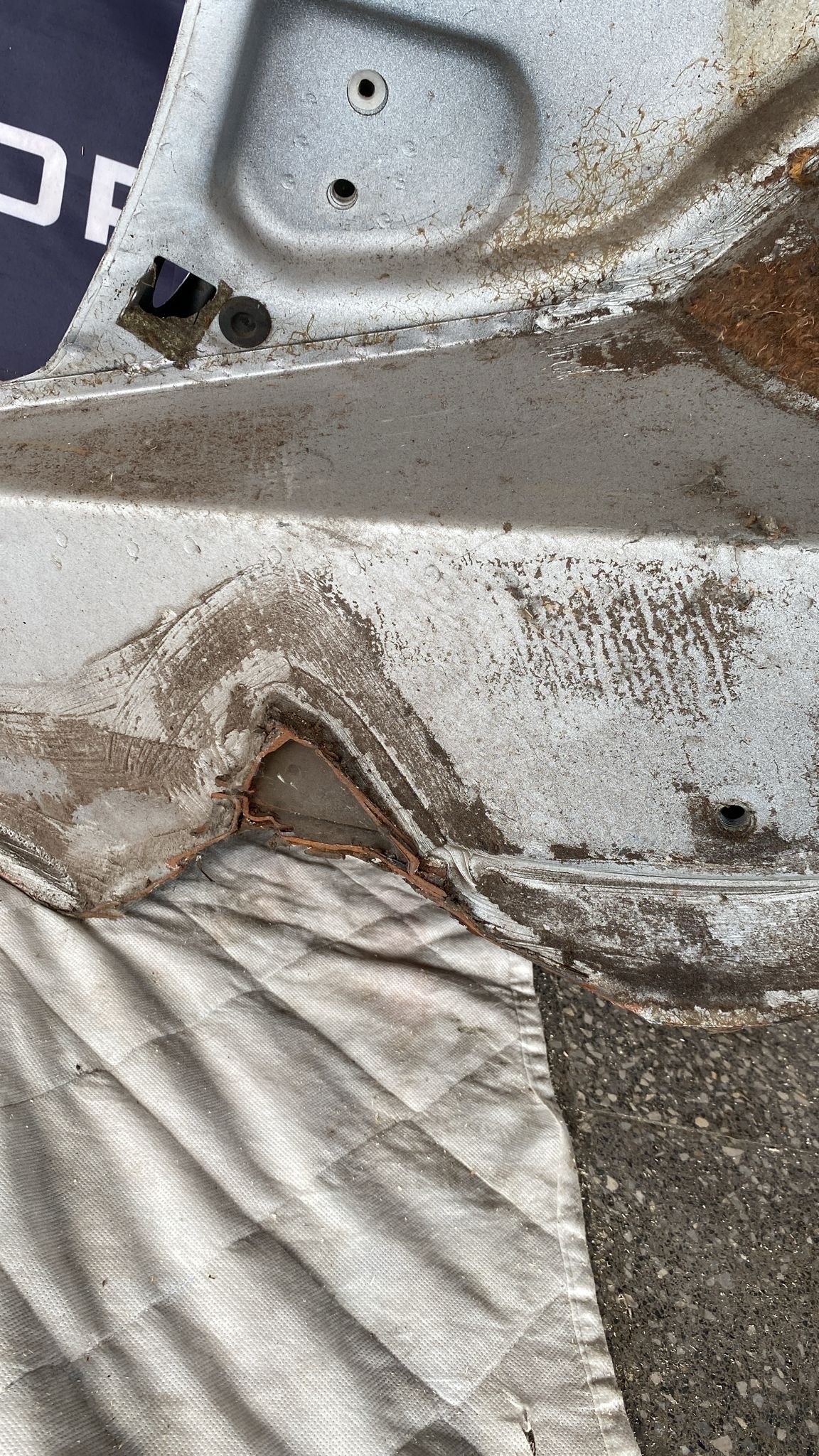 Porsche 924 Right Sill section, 477809848B cut