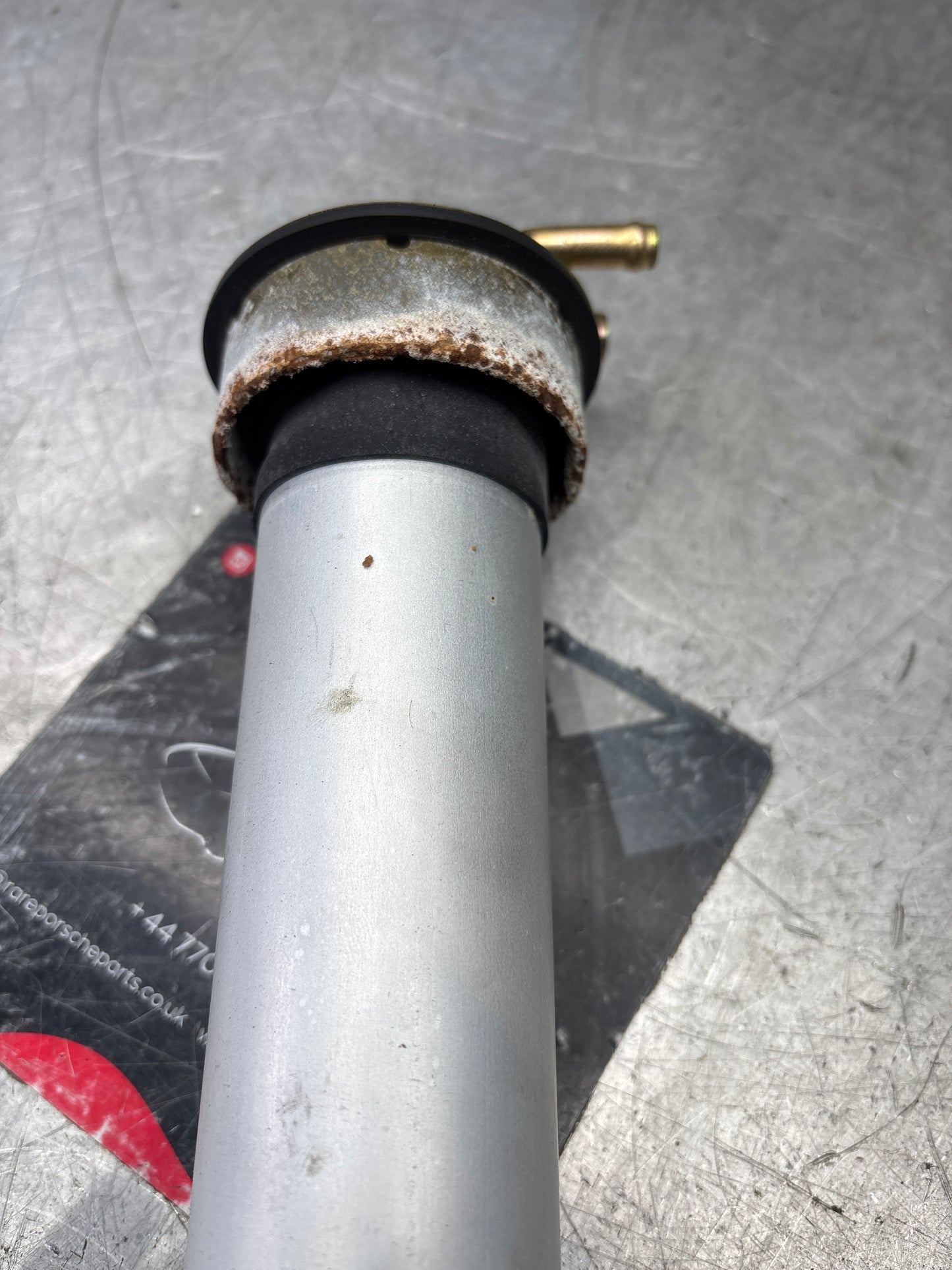 Porsche 944 968 Fuel level tank sender, 94464103701, used