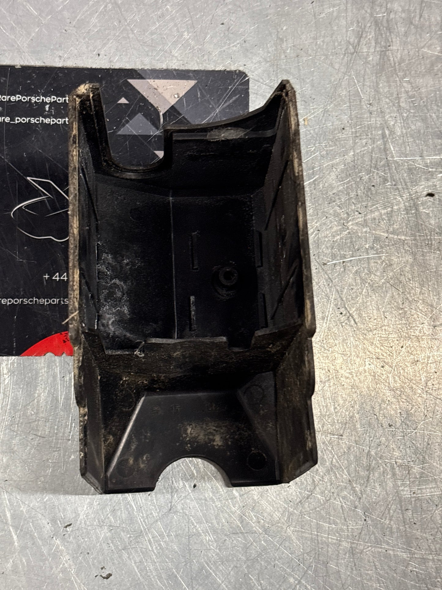 Porsche 928/944/968 ABS pump cover, used 92835596001