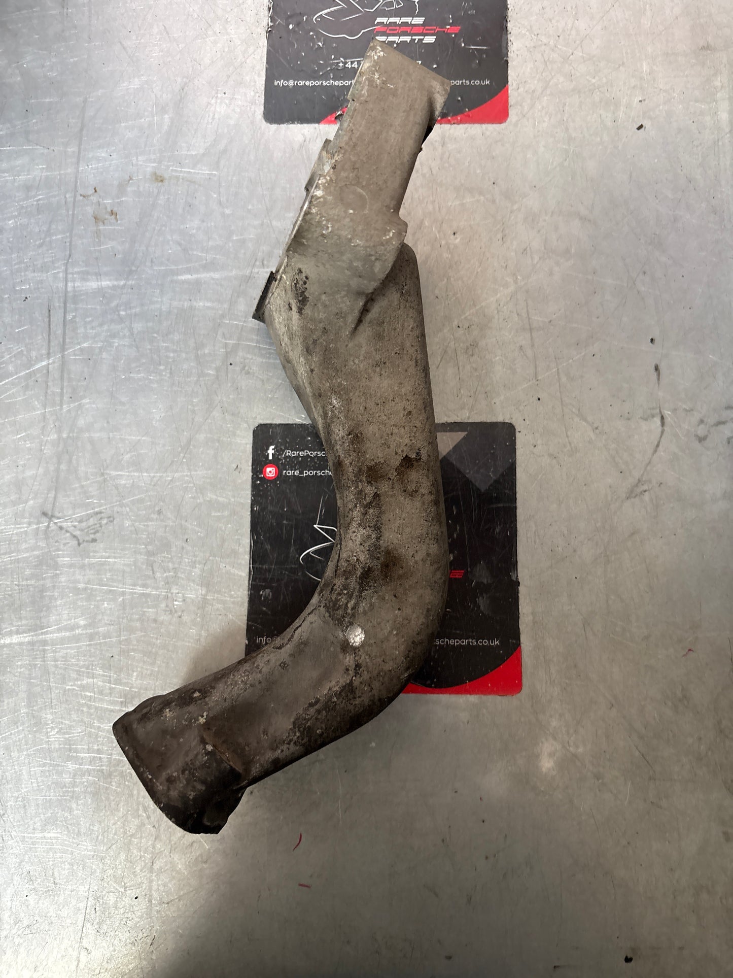 Porsche 924 S / 944 engine carrier bracket, used 94437512303