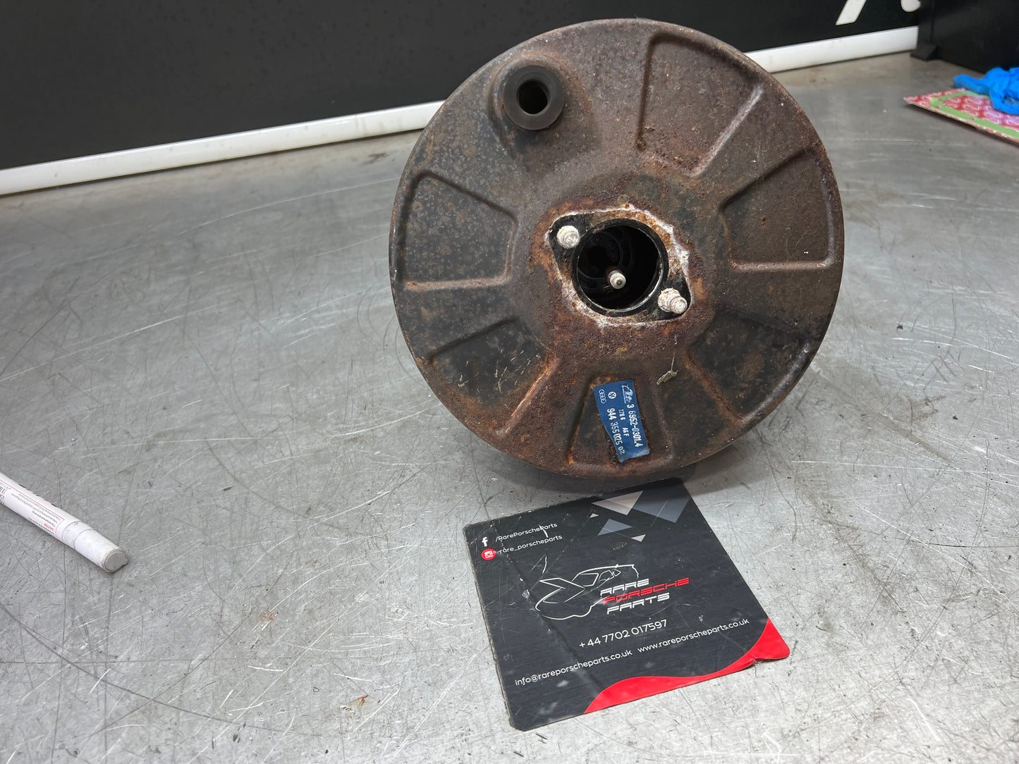 Porsche 944 brake booster, used 94435502502
